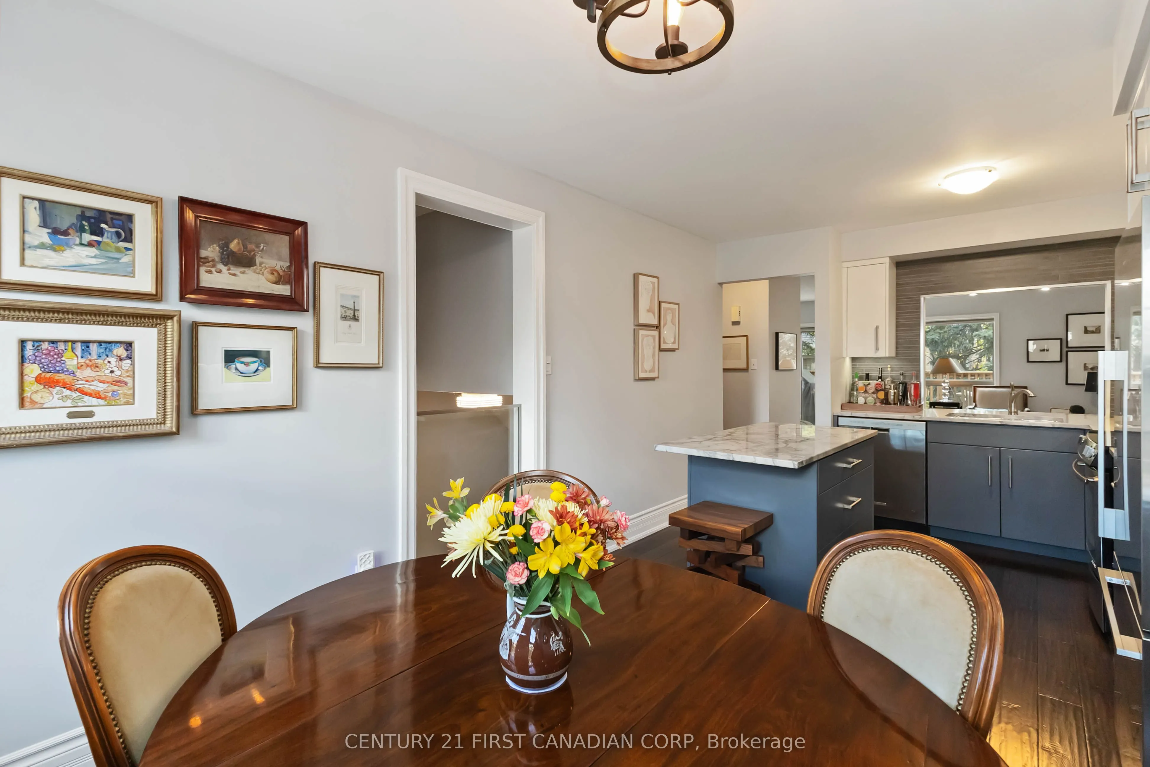 609 Colborne Street E, #4