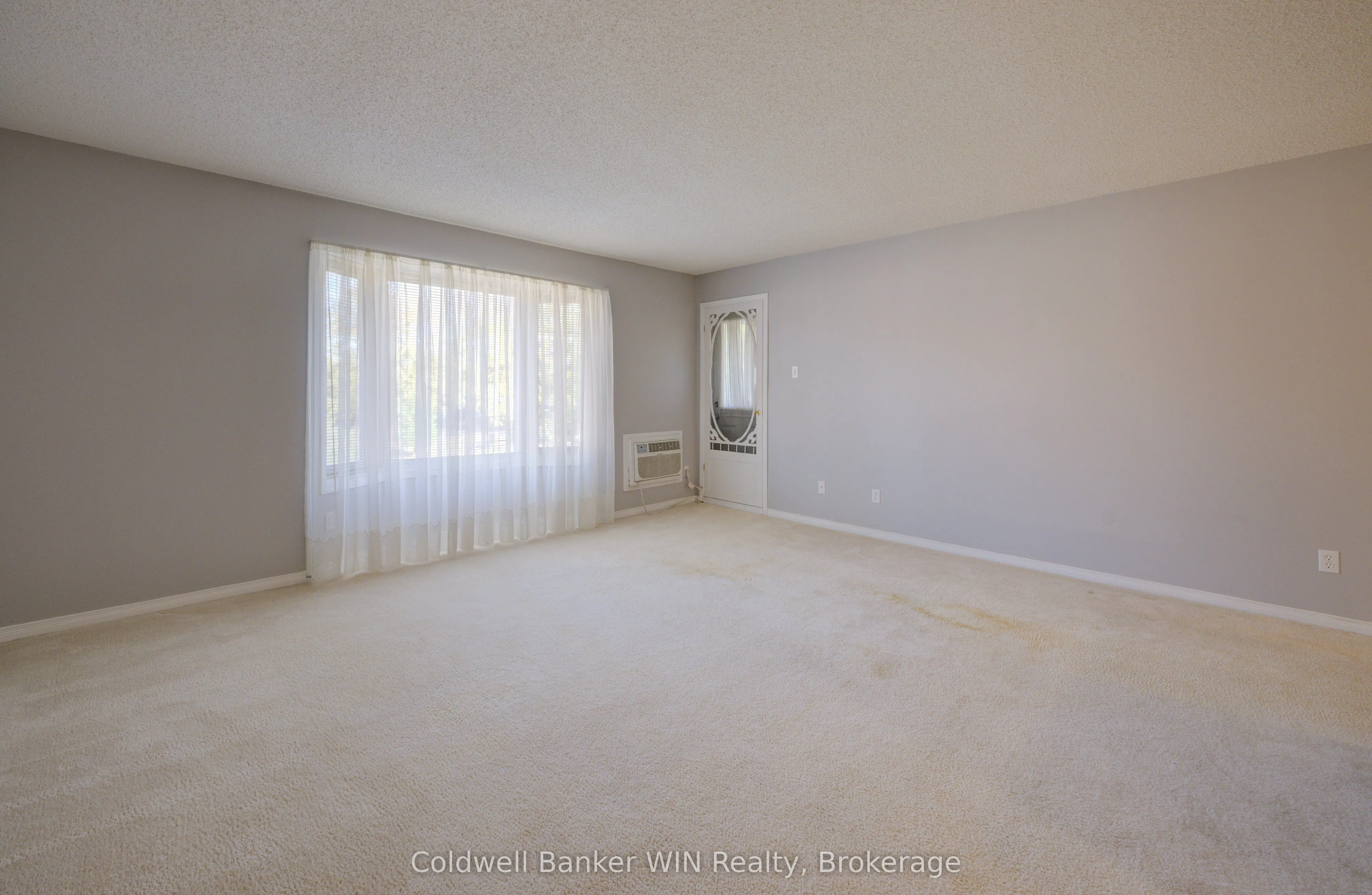 440 DURHAM Street W, #302