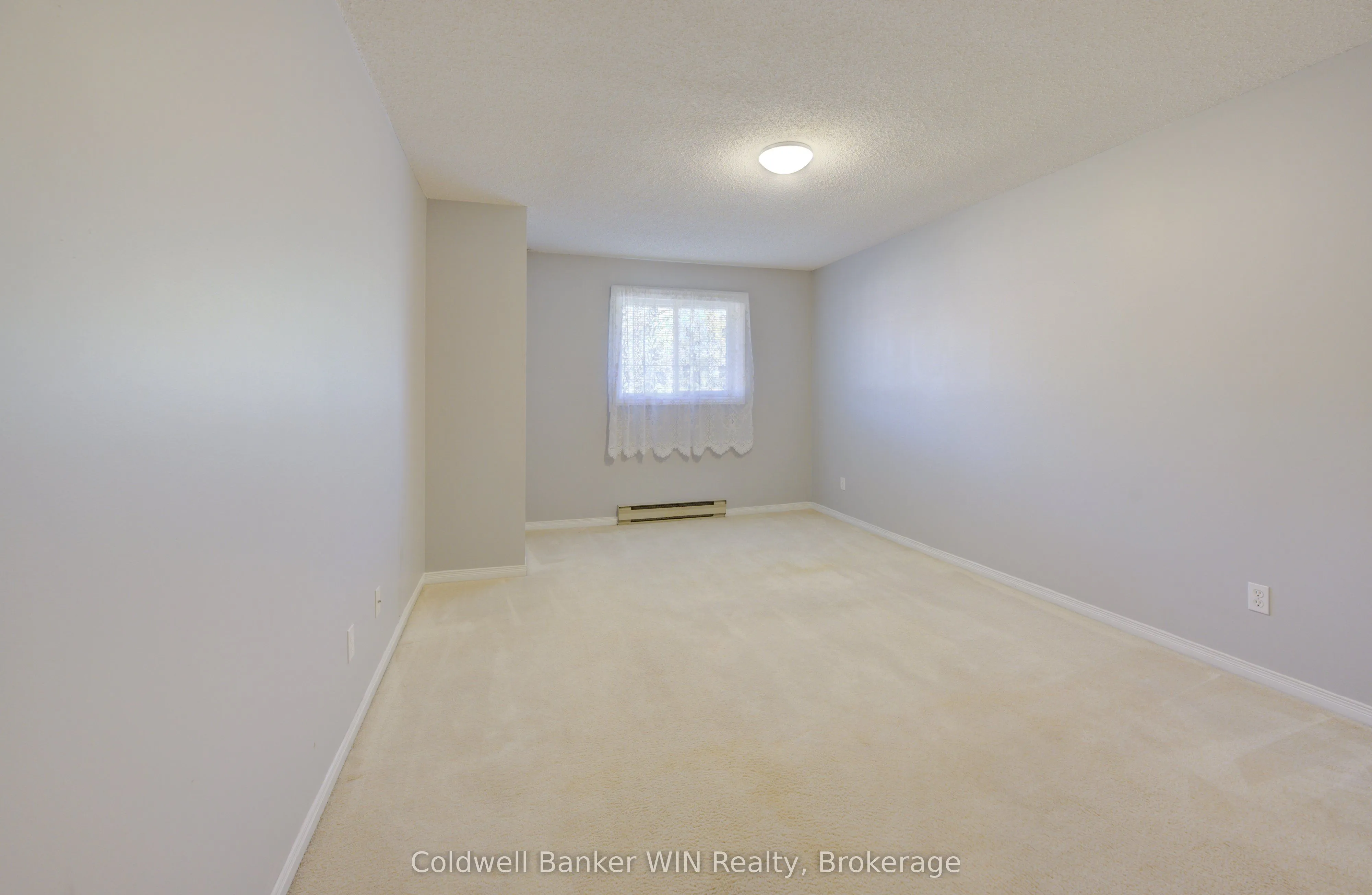 440 DURHAM Street W, #302