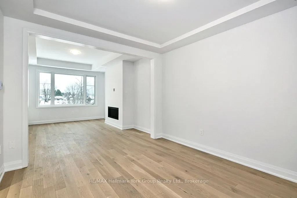 5-11 Bay Street E #1