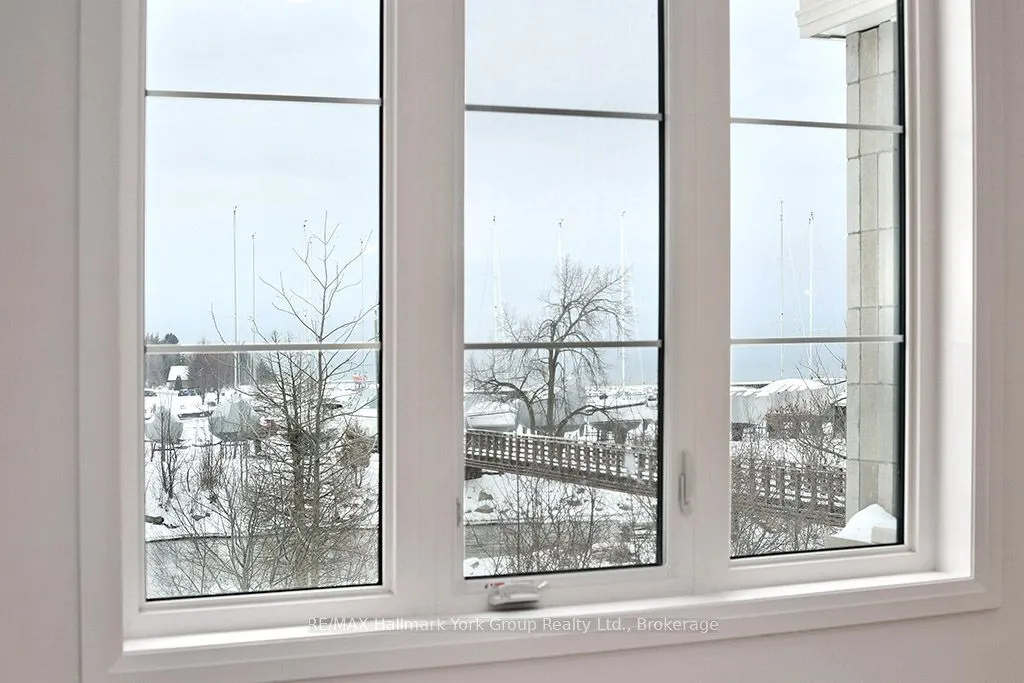 5-11 Bay Street E, #1
