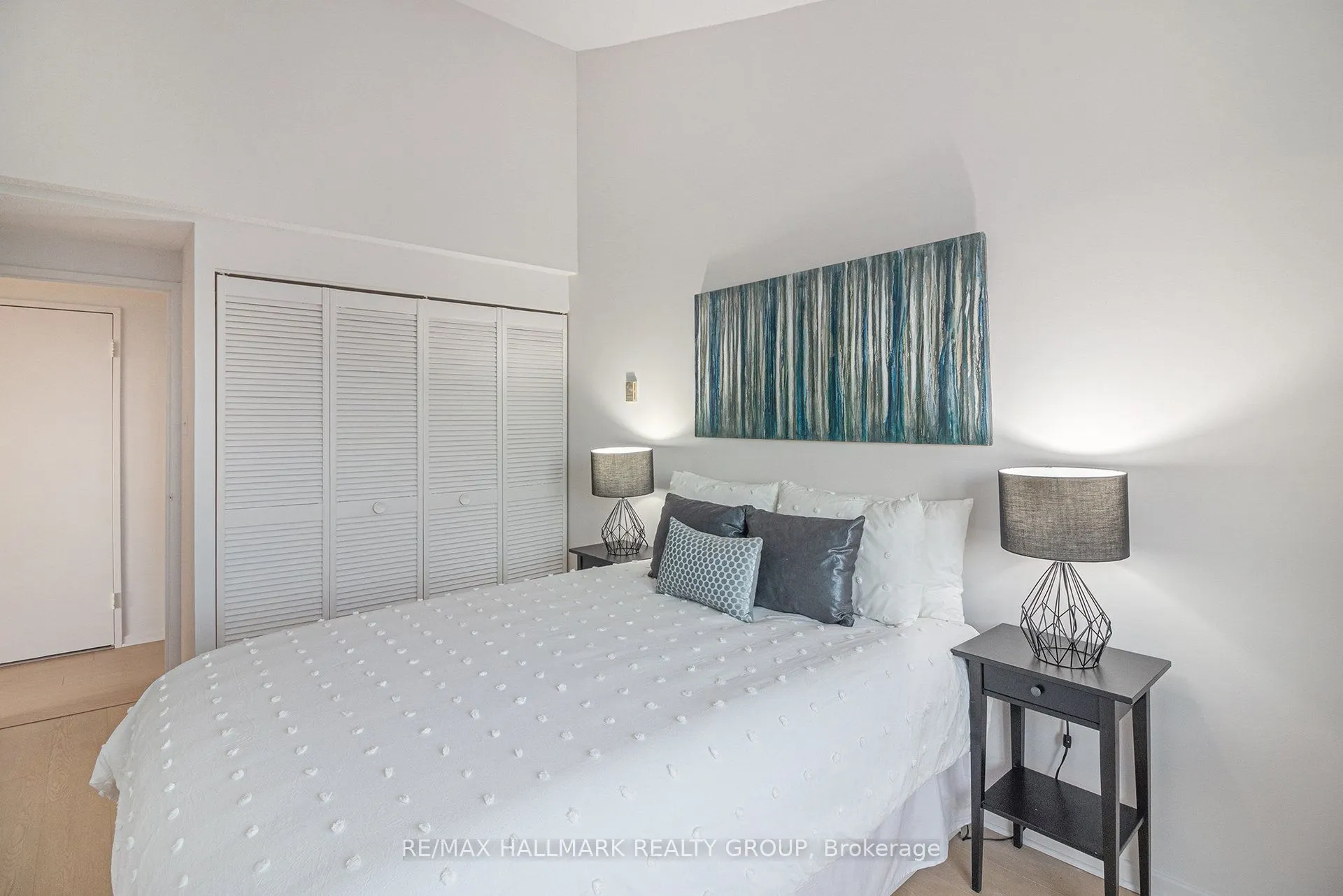 158C McArthur Avenue, #PH1