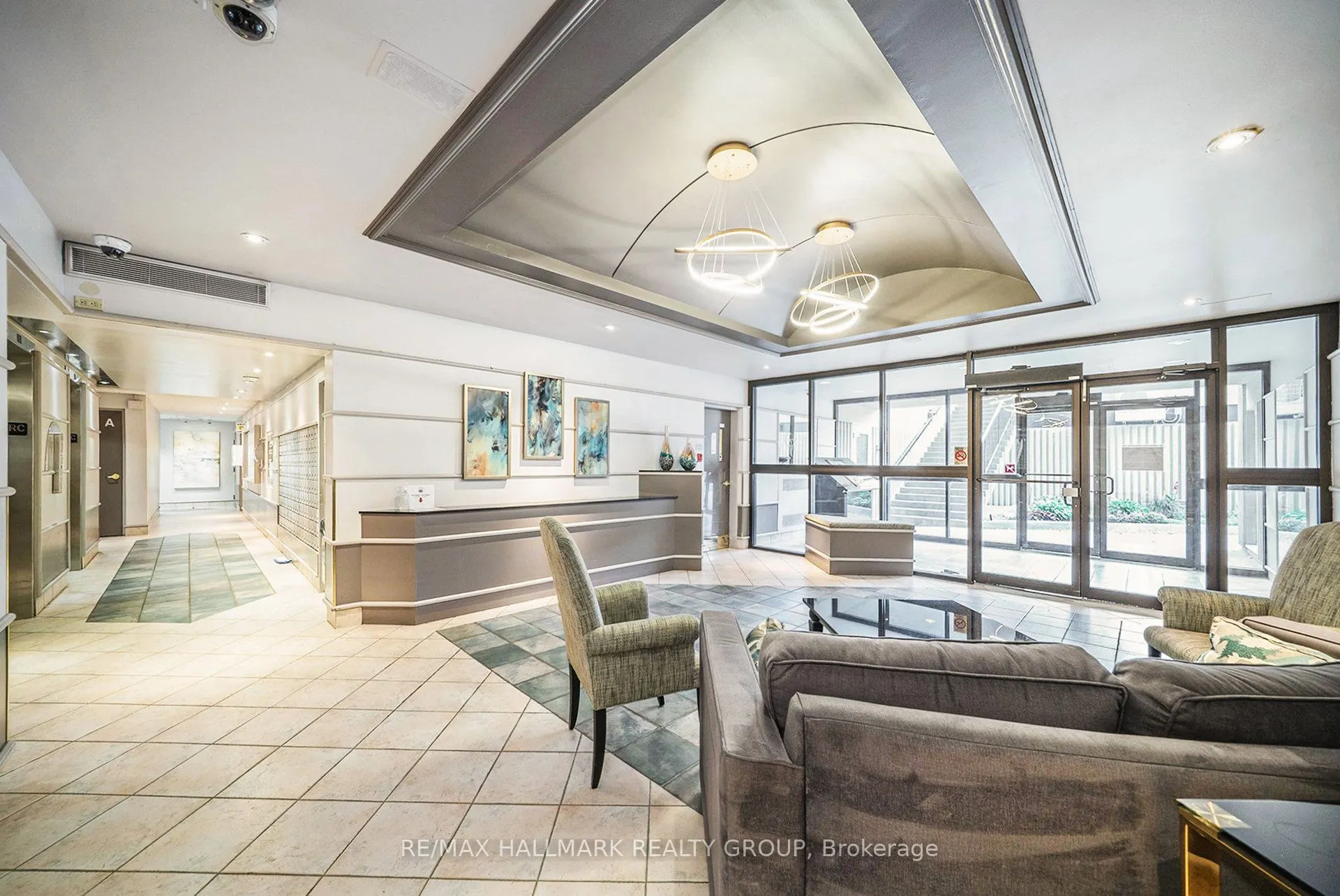 158C McArthur Avenue, #PH1