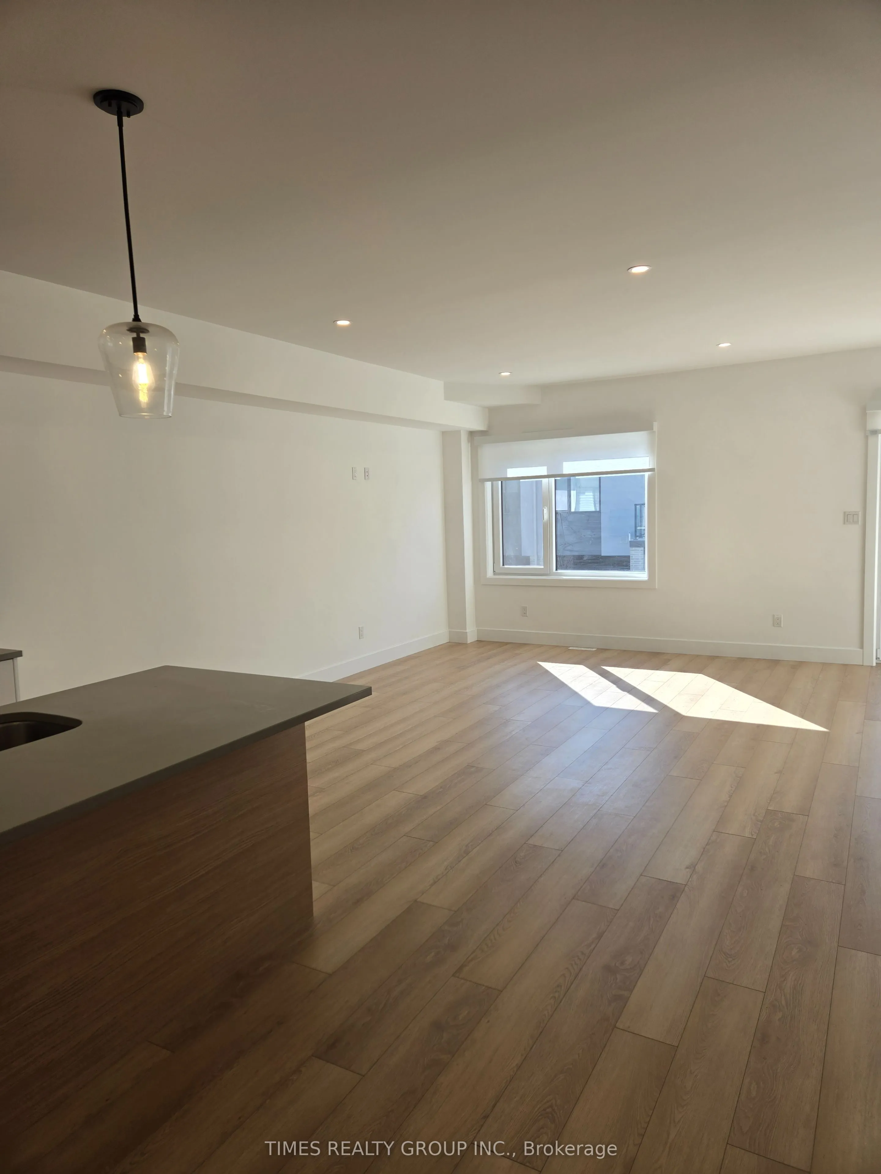 4255 Lismer Lane, #6