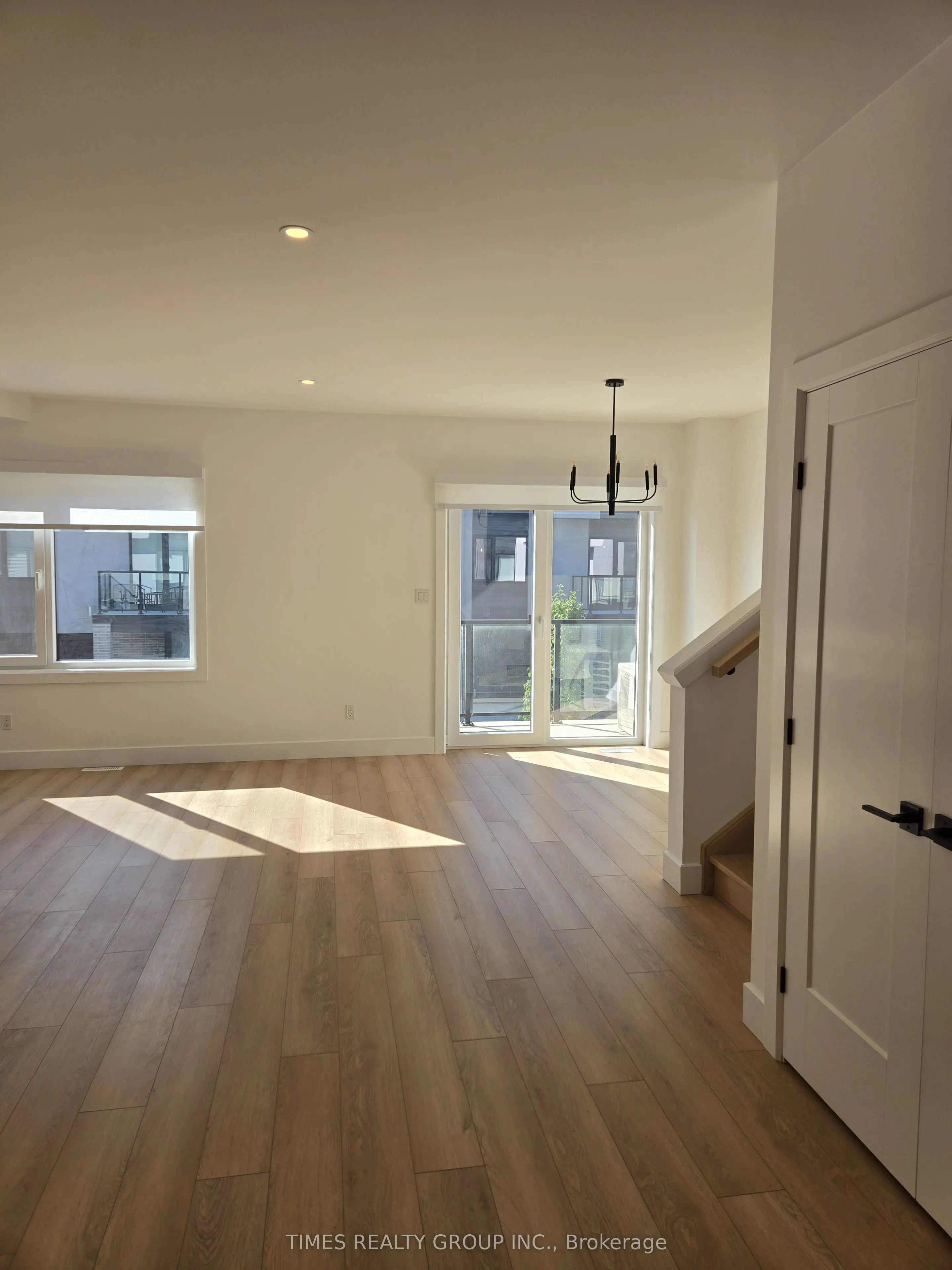 4255 Lismer Lane, #6