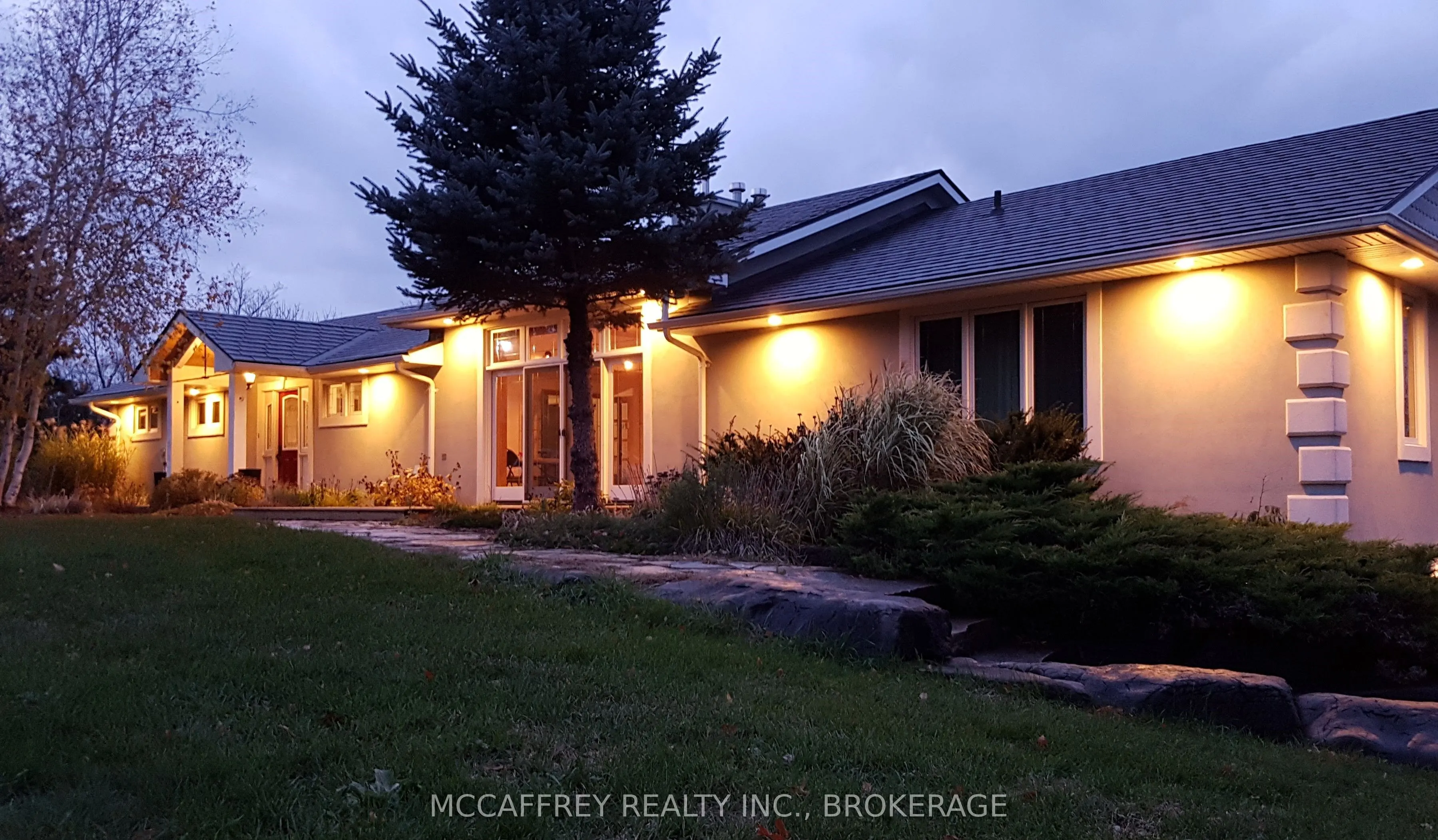 898 COUNTY ROAD 12