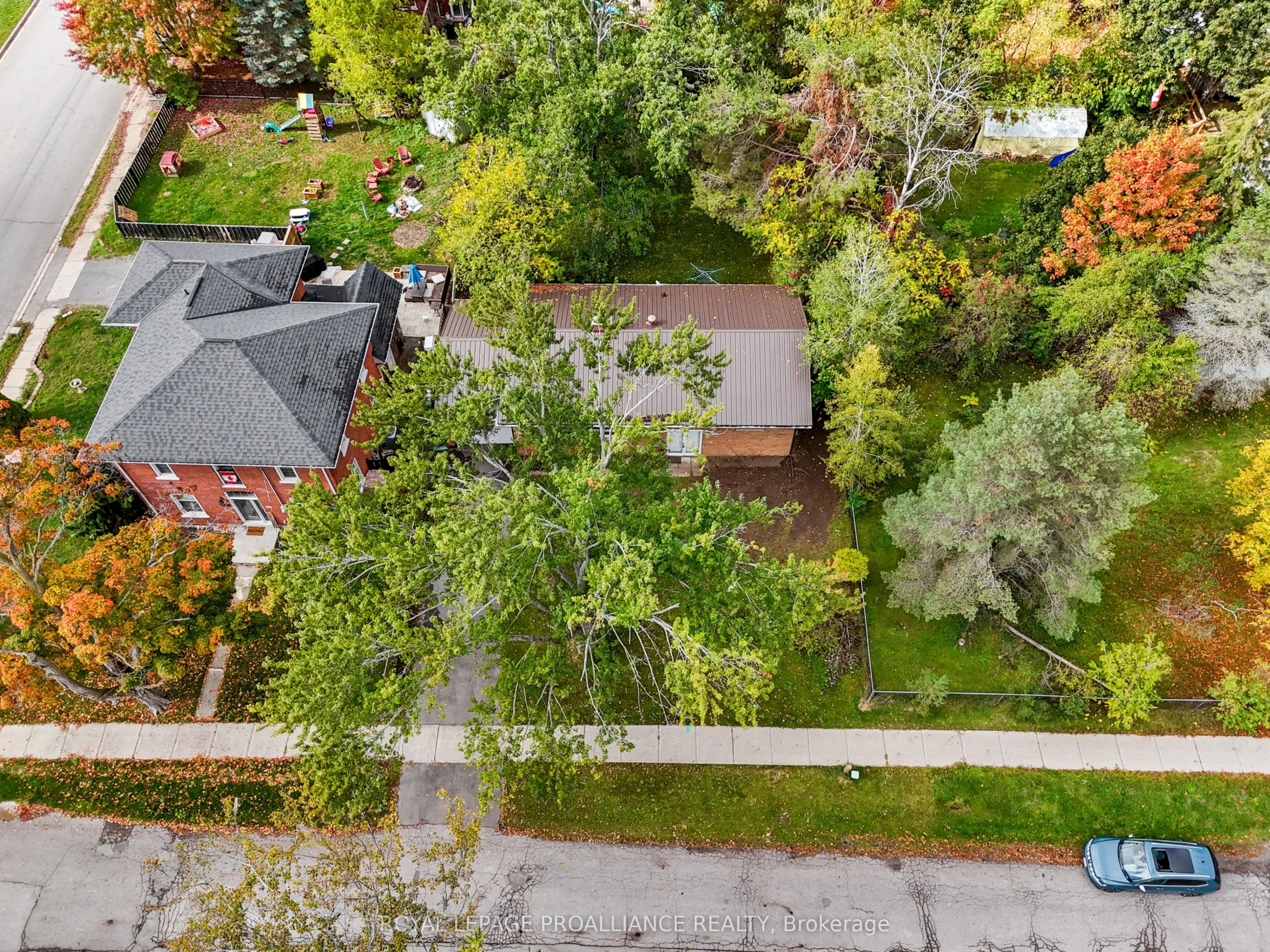 70 Pellissier Street S
