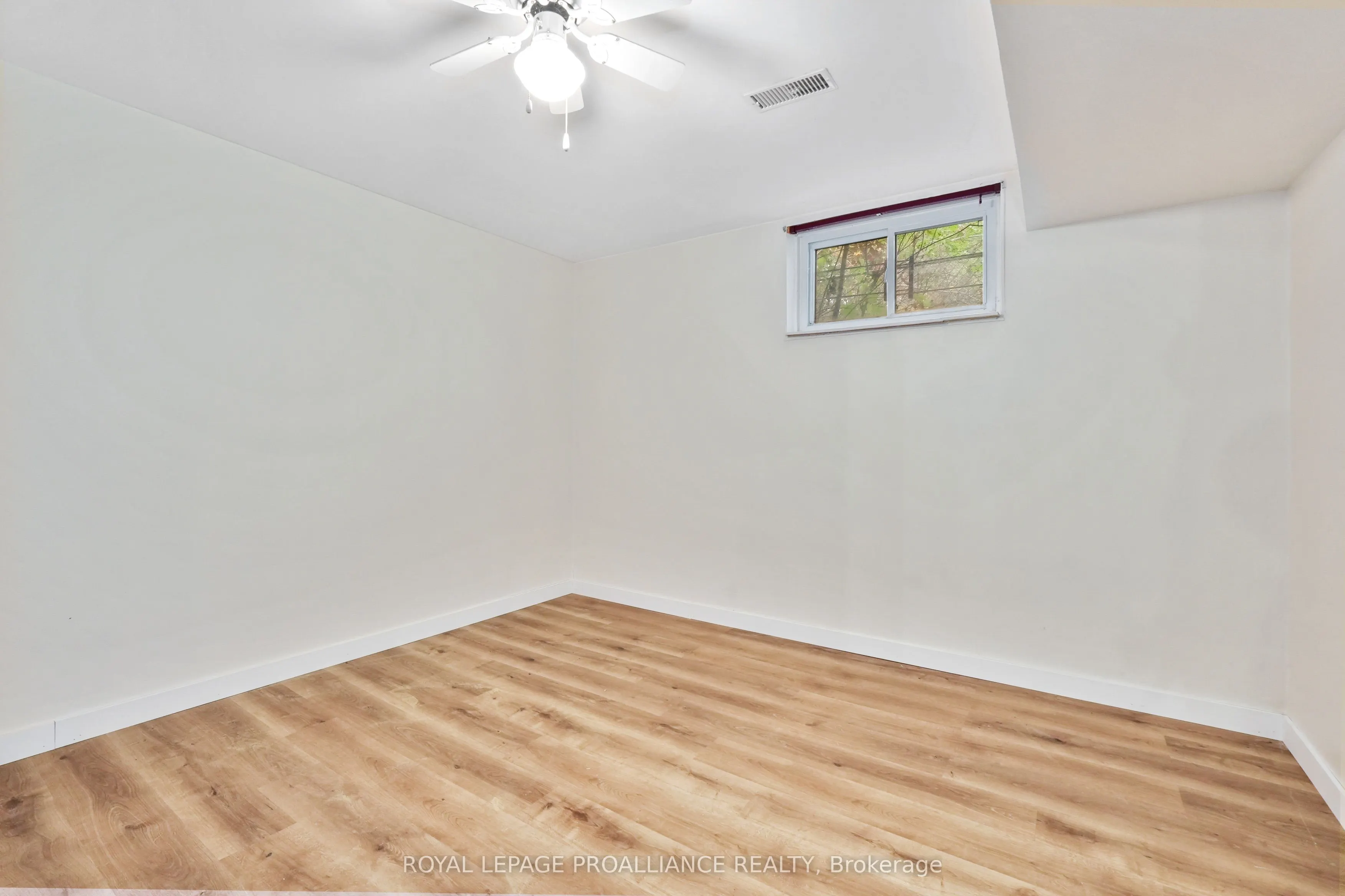 70 Pellissier Street S