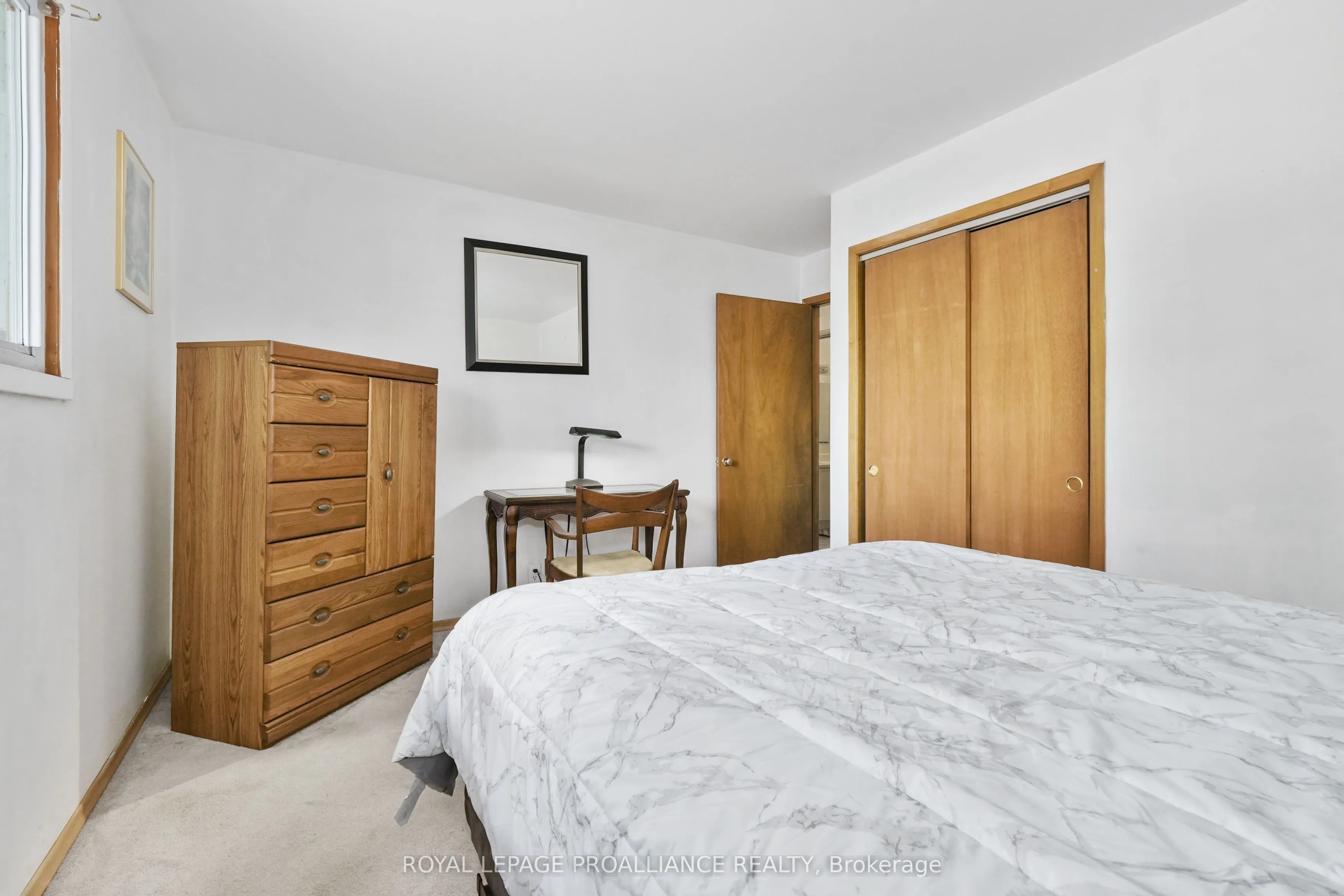 70 Pellissier Street S