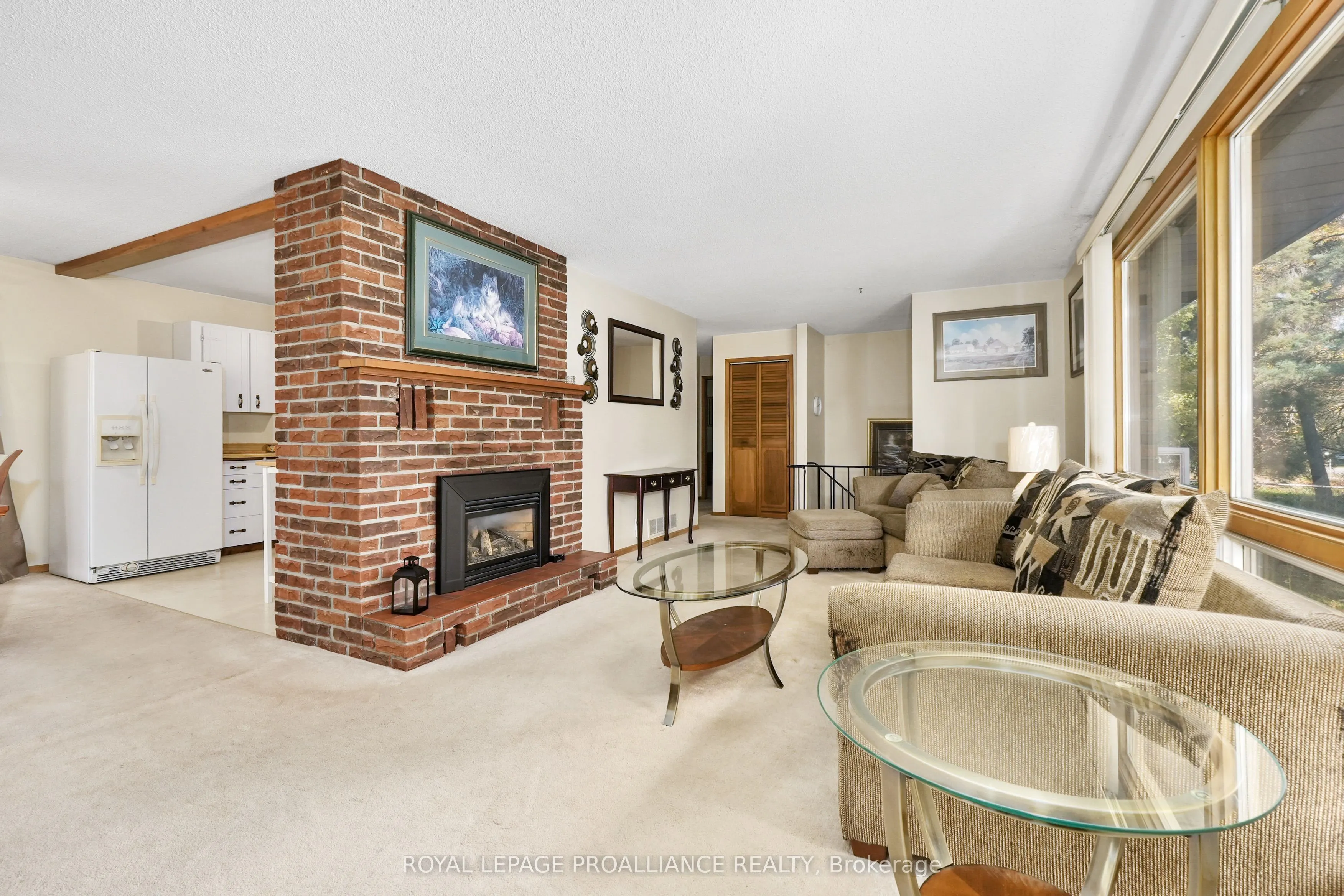 70 Pellissier Street S
