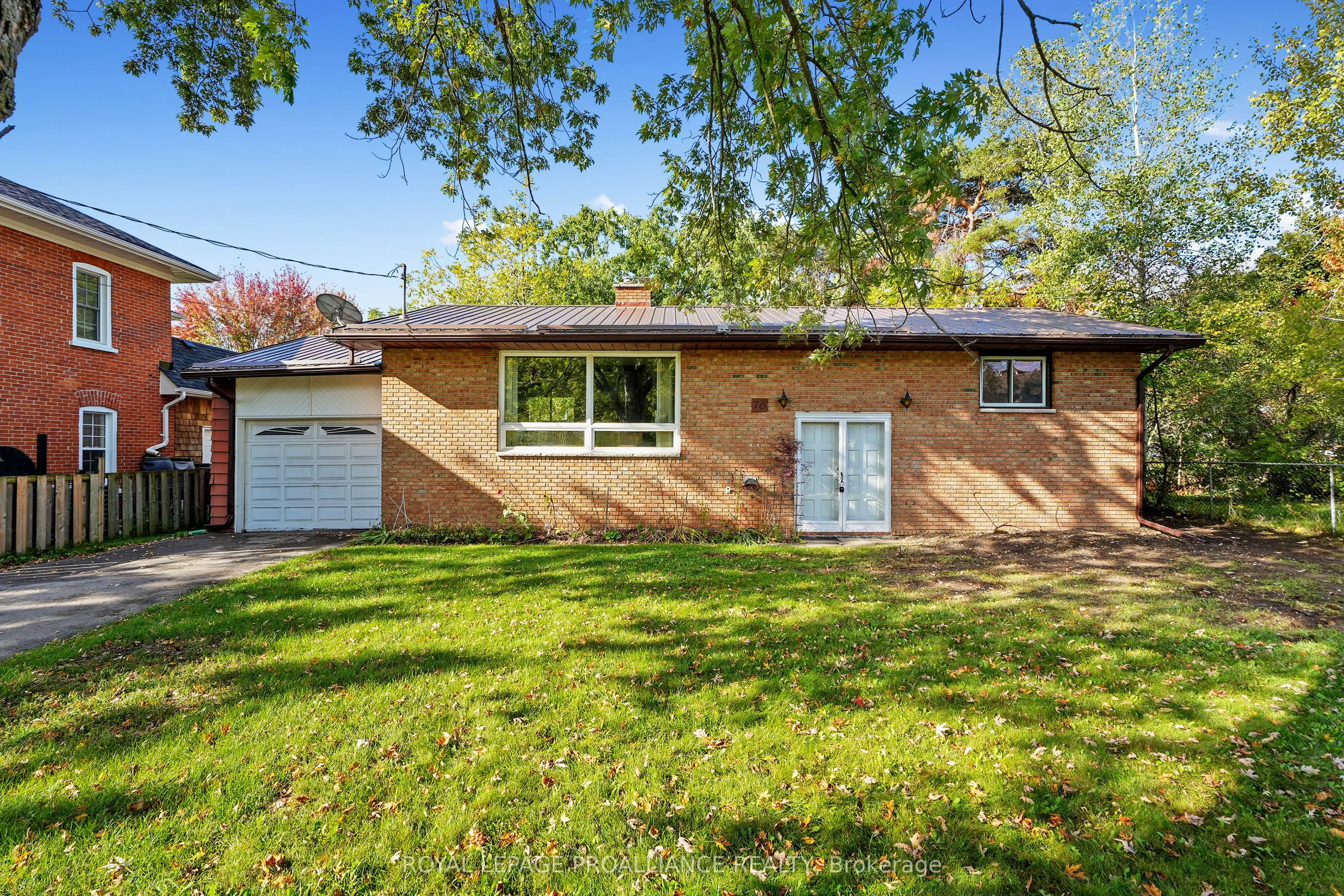 70 Pellissier Street S