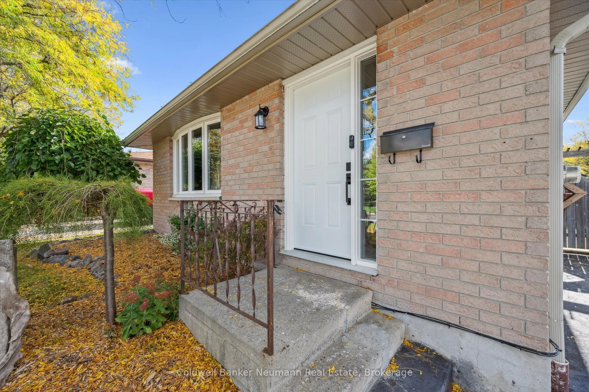26 Upton Crescent