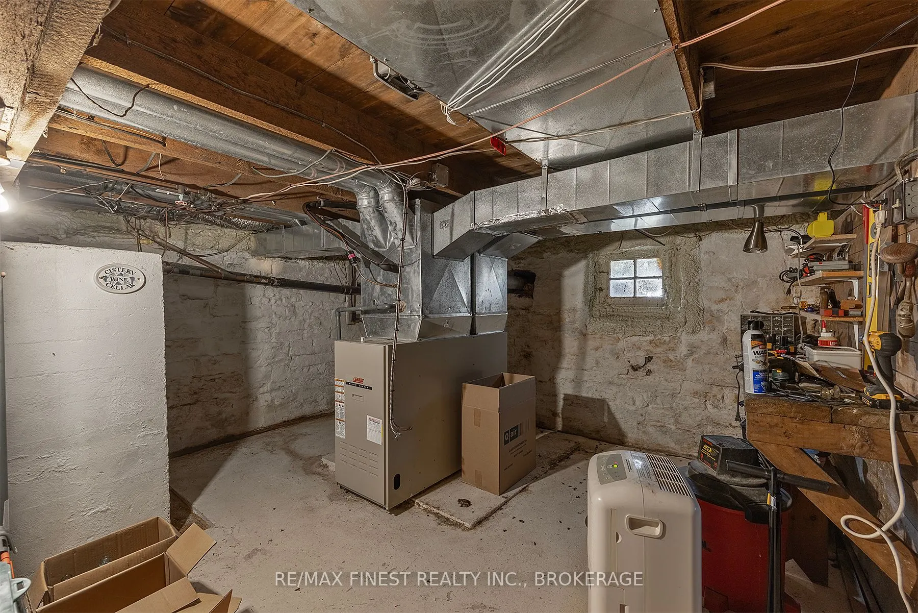 5033 Eddy Lane