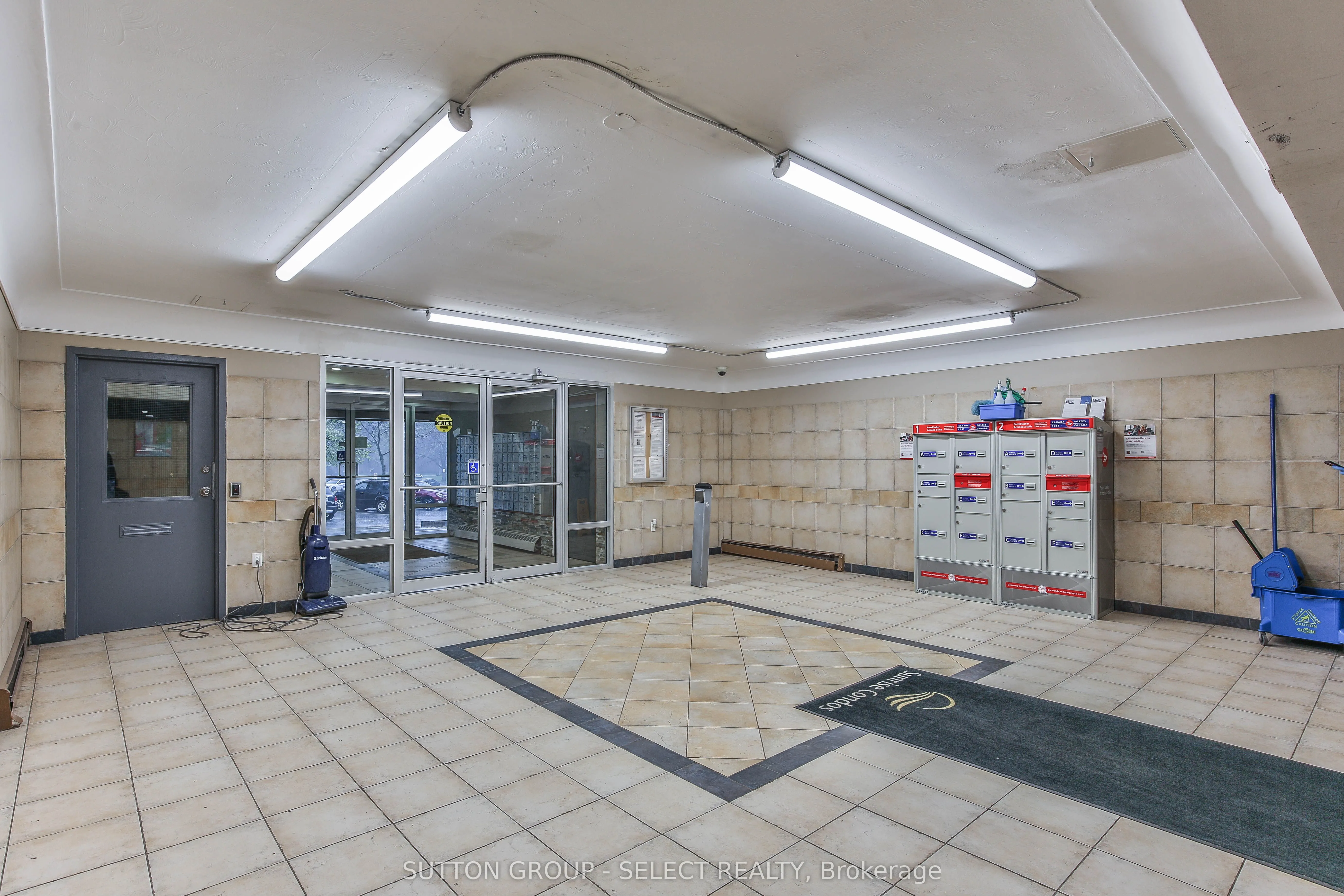 583 MORNINGTON Avenue, #409