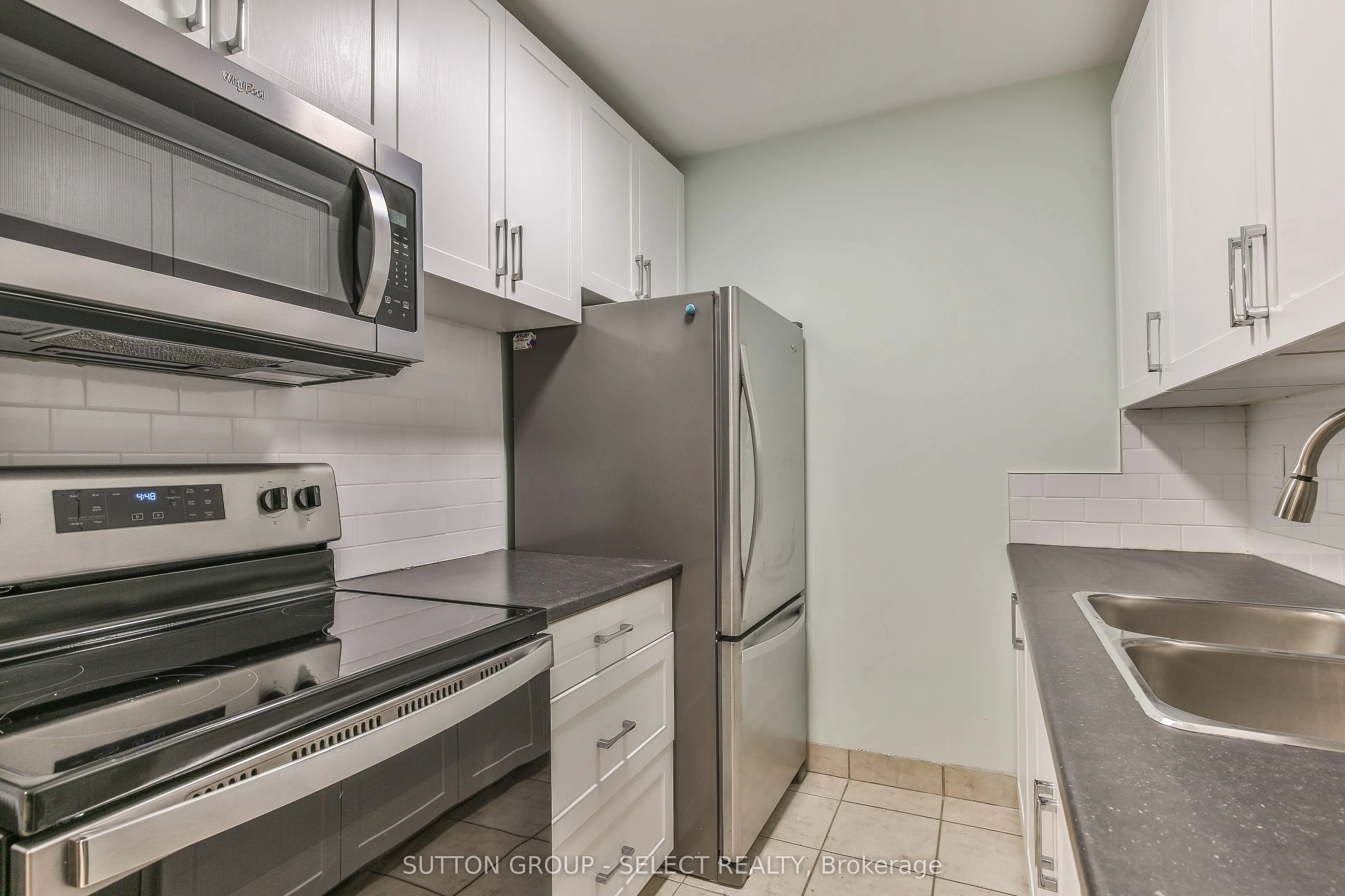 583 MORNINGTON Avenue, #409