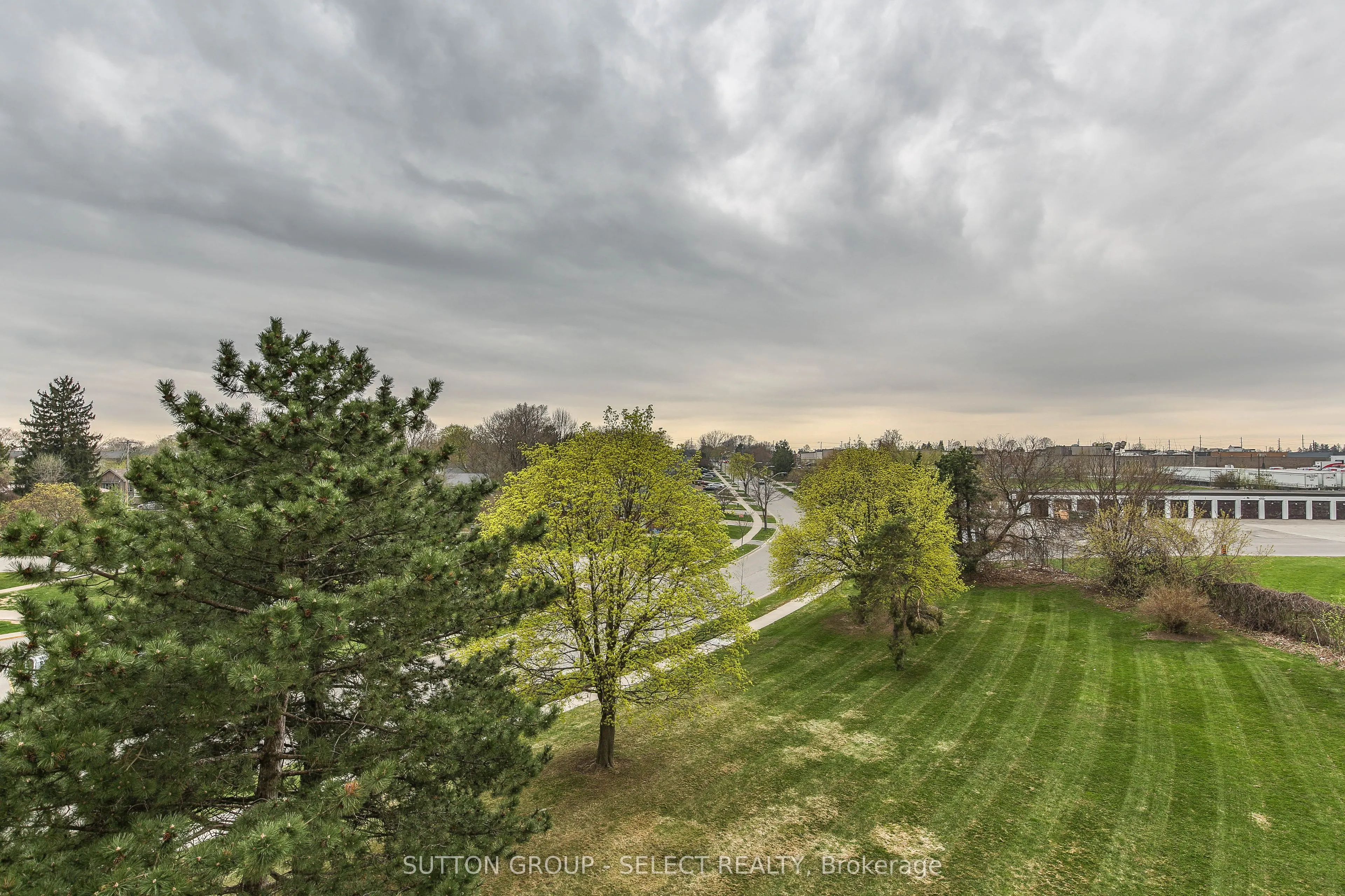 583 MORNINGTON Avenue, #409