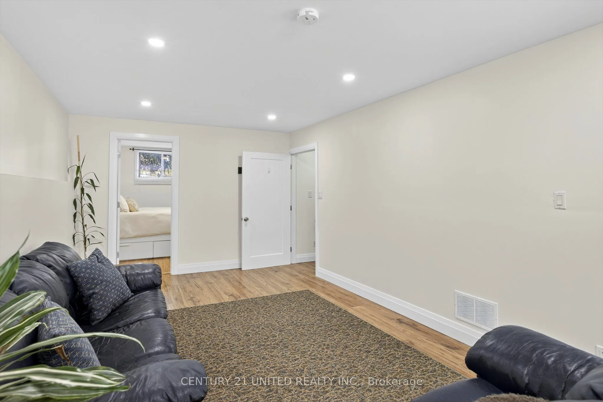 632 Otonabee Drive