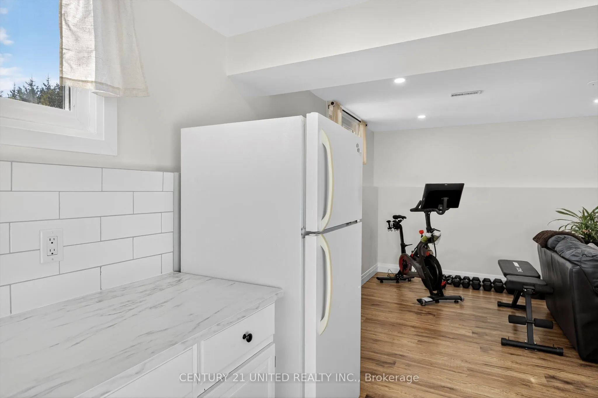 632 Otonabee Drive