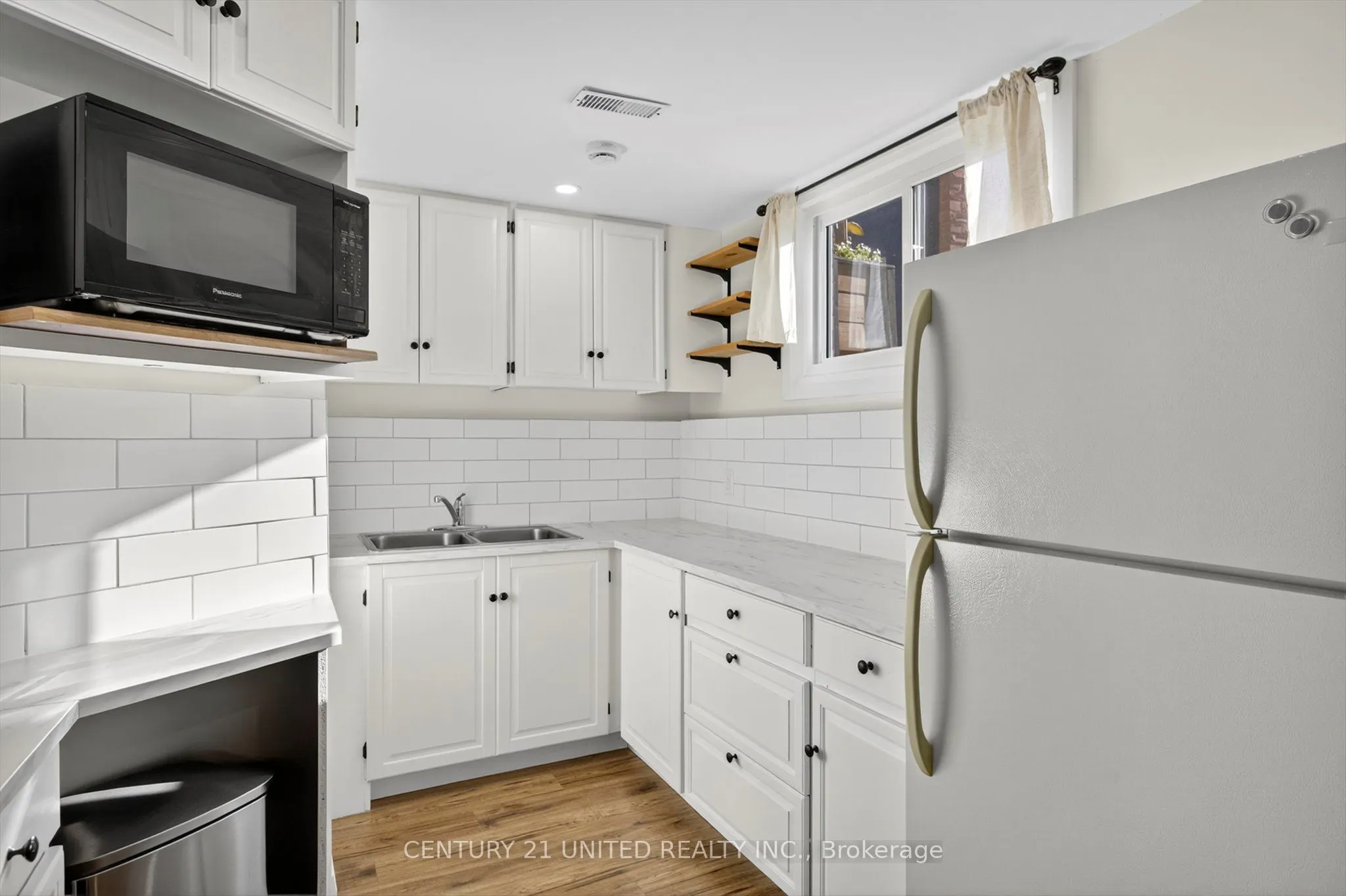 632 Otonabee Drive