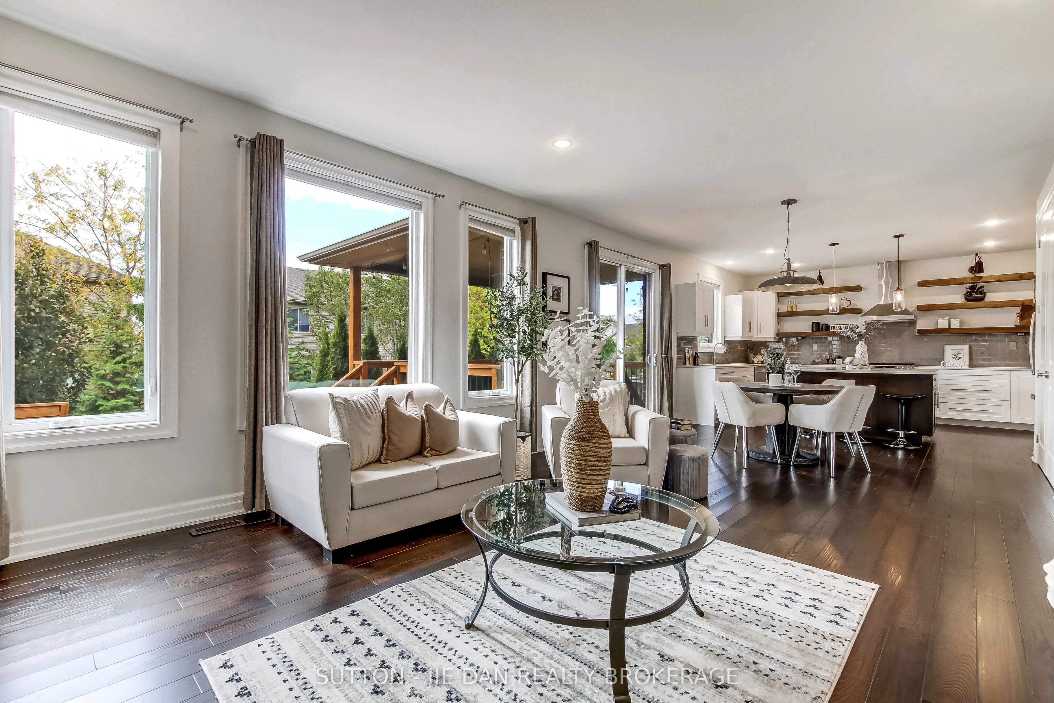 1413 KAINS WOODS Terrace