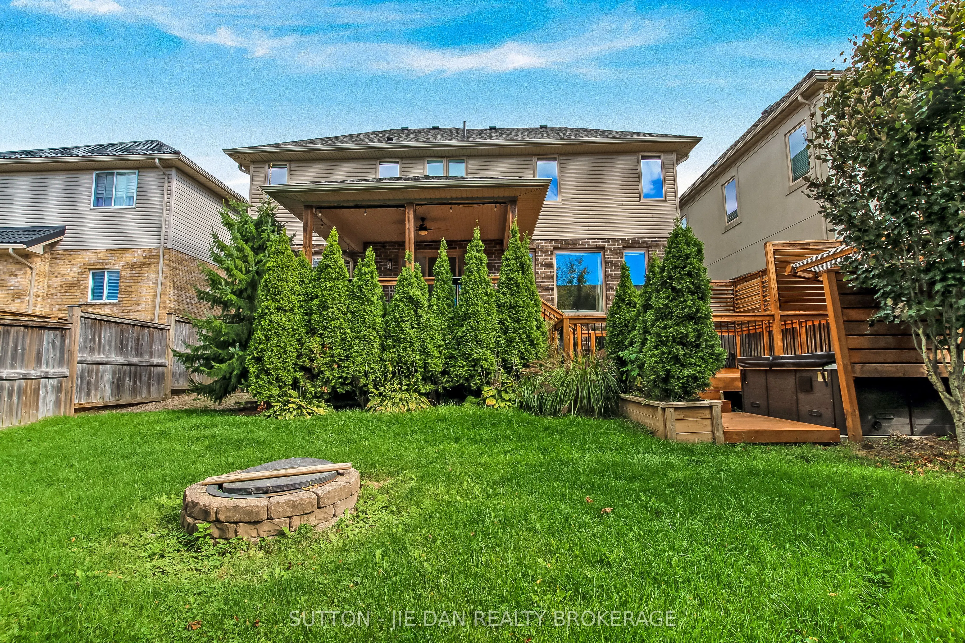 1413 KAINS WOODS Terrace