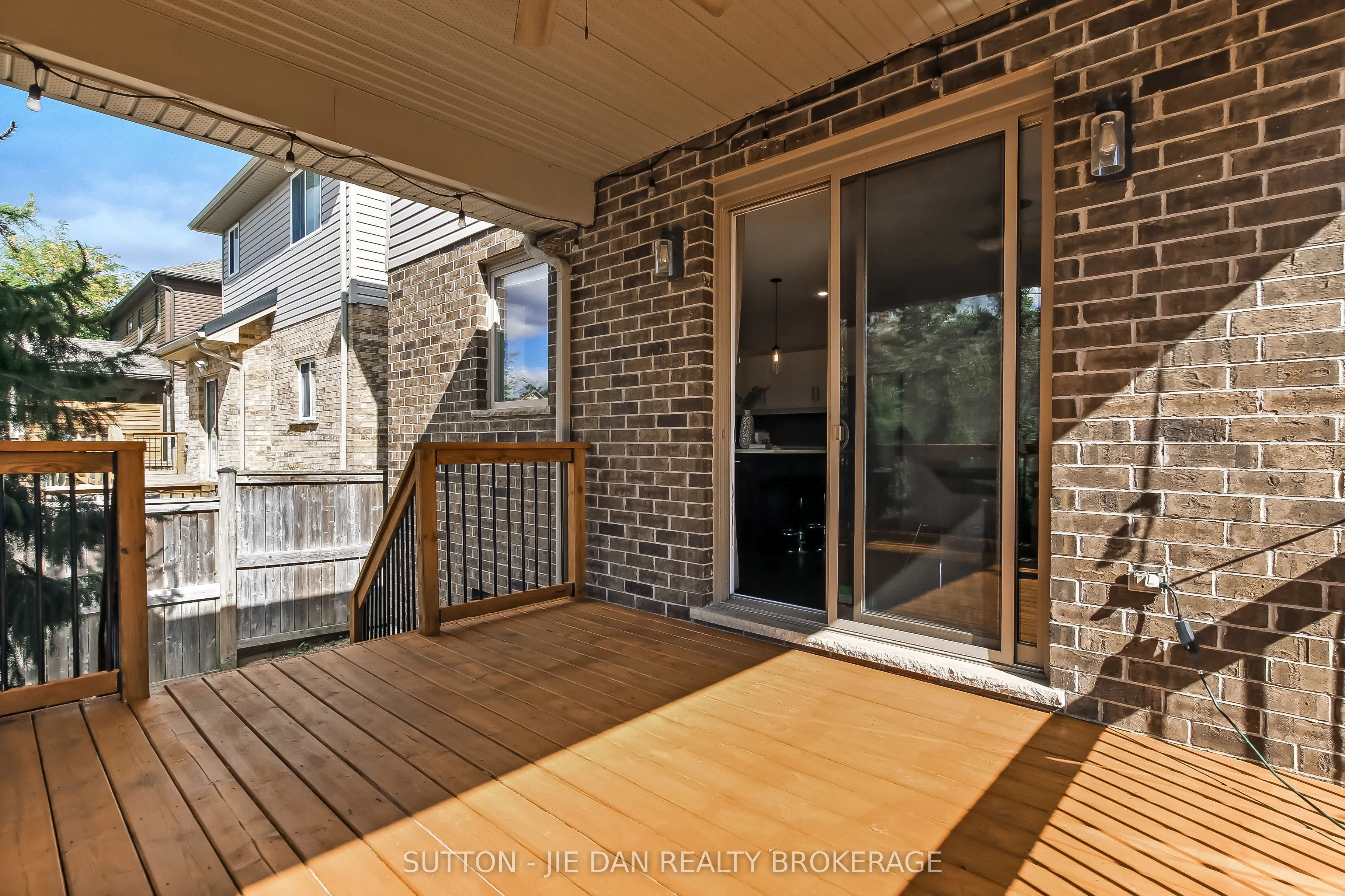 1413 KAINS WOODS Terrace