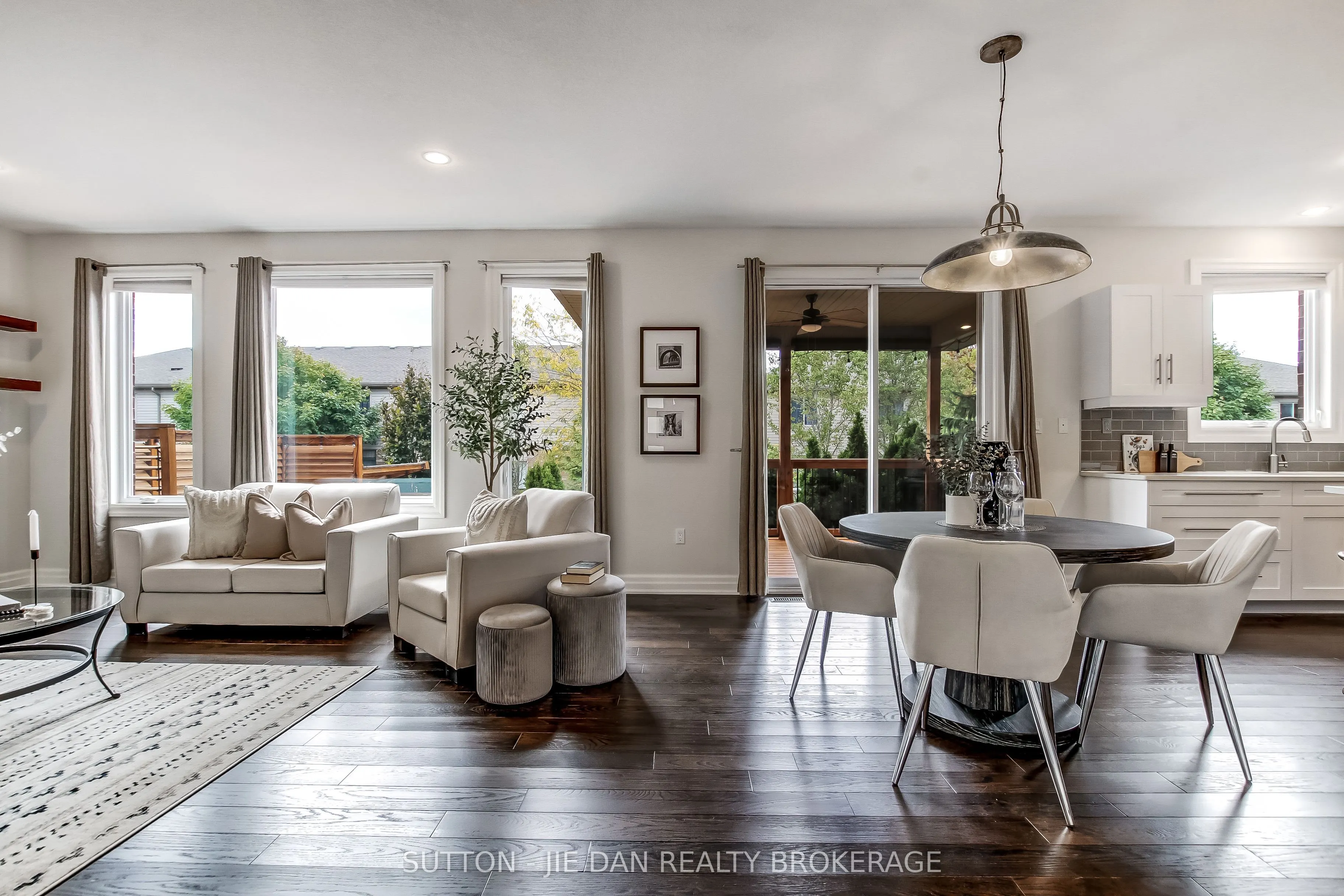 1413 KAINS WOODS Terrace