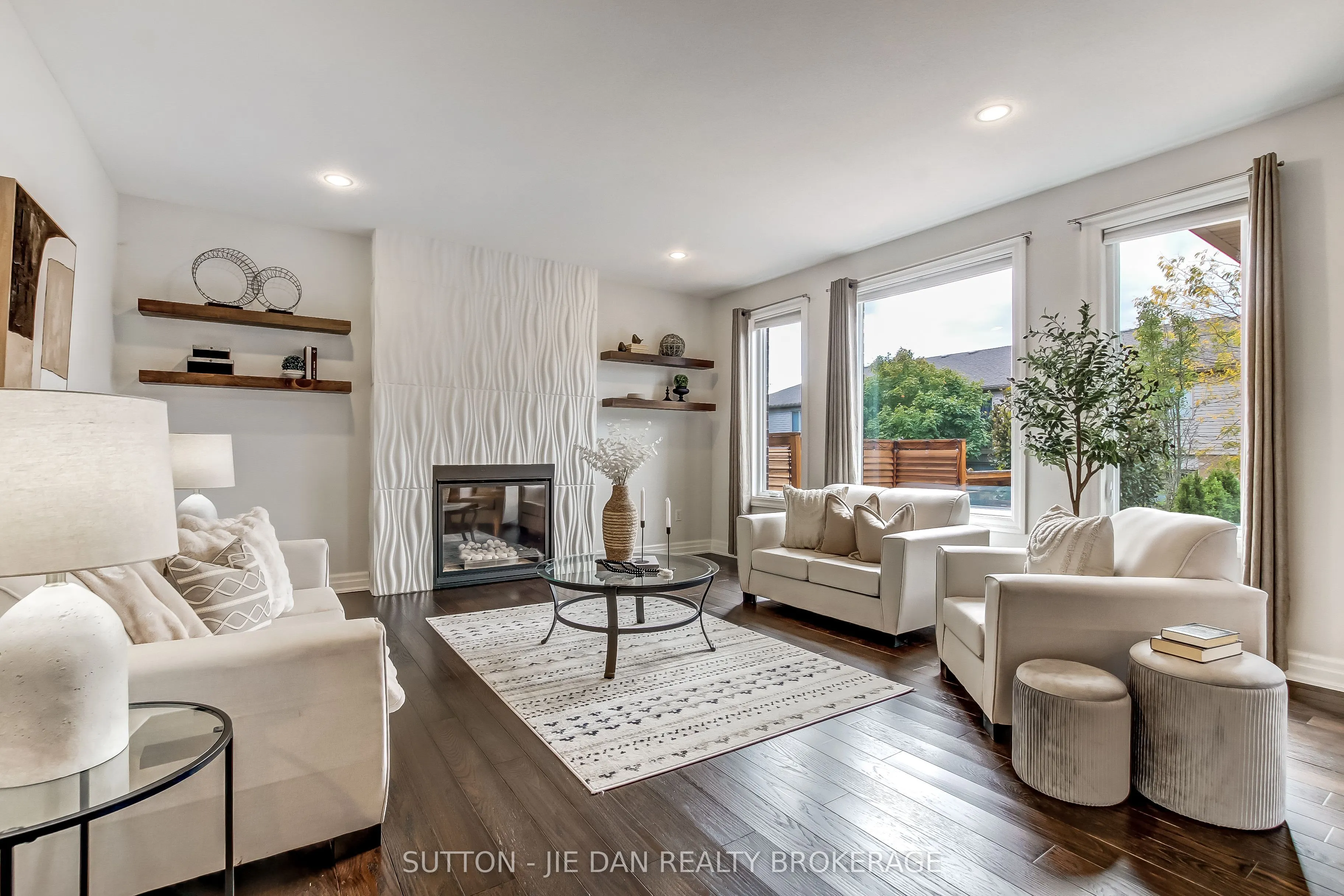 1413 KAINS WOODS Terrace