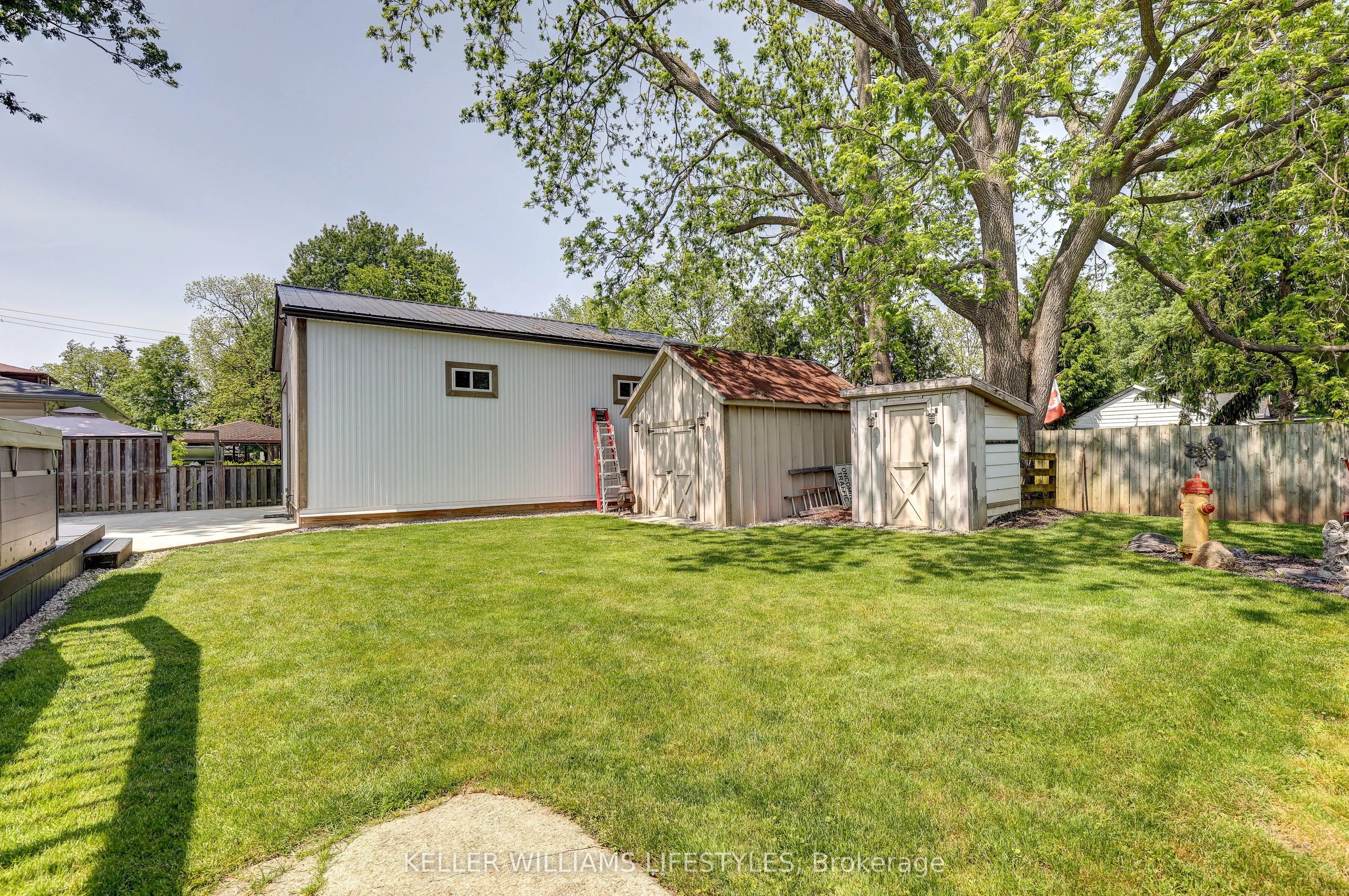 22738 Thames Road