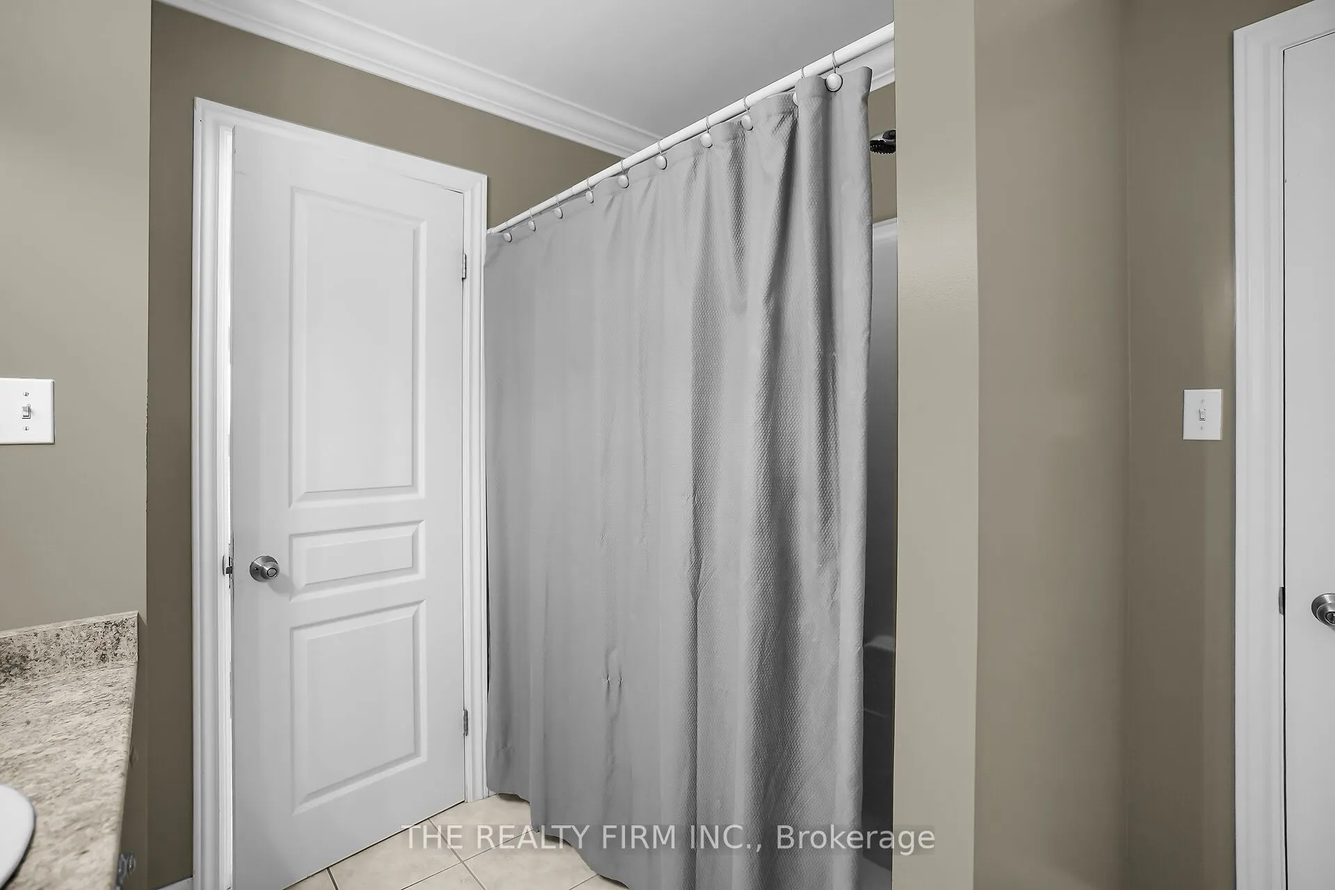 1689 Bayswater Crescent