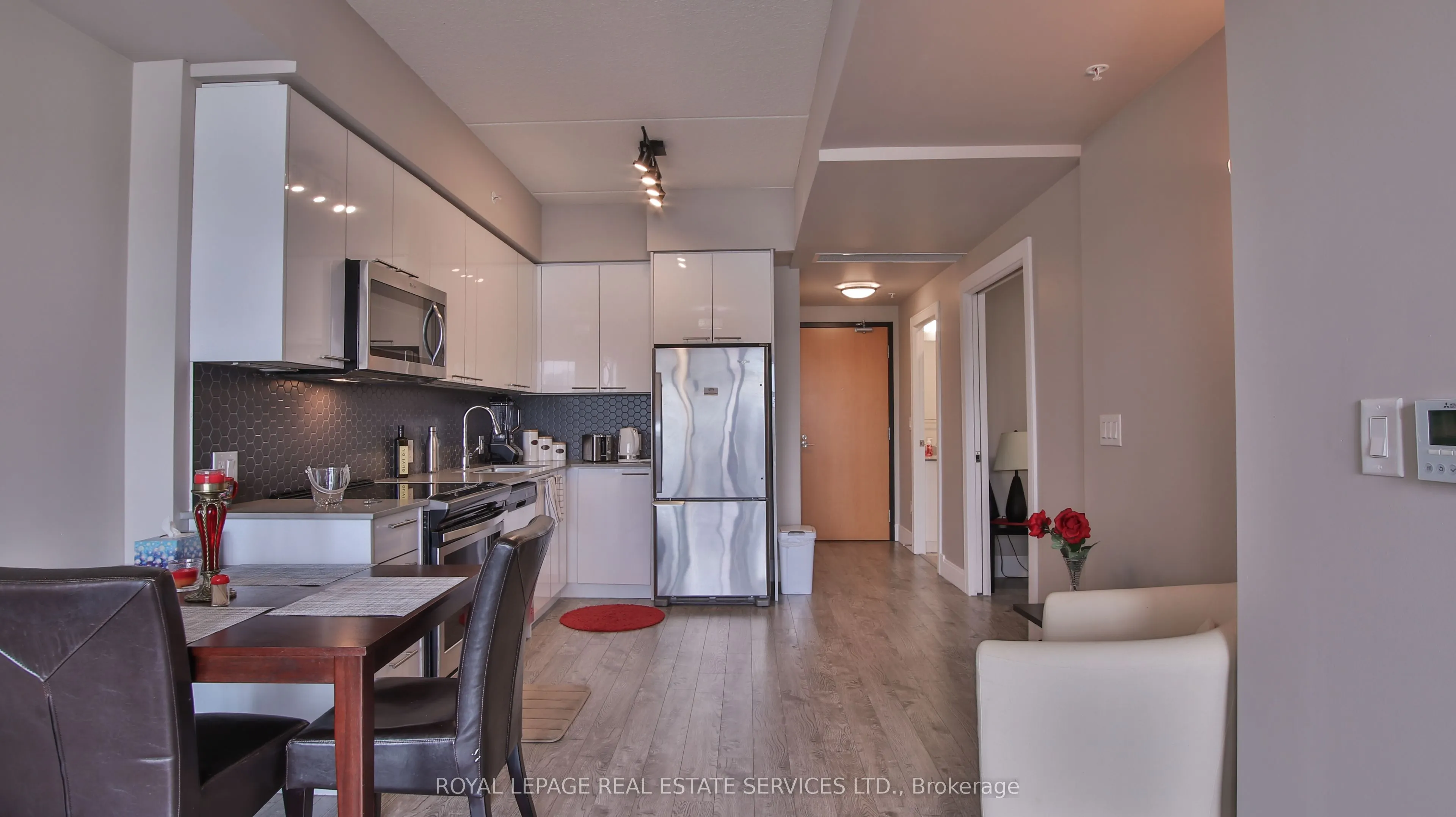 15 Prince Albert Boulevard, #518