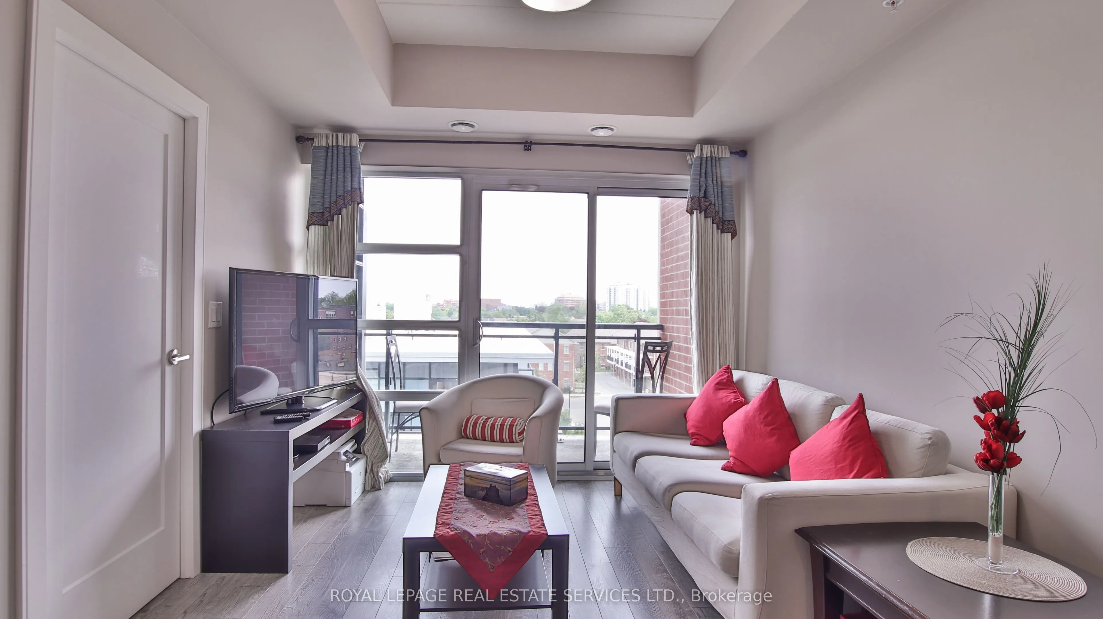 15 Prince Albert Boulevard, #518