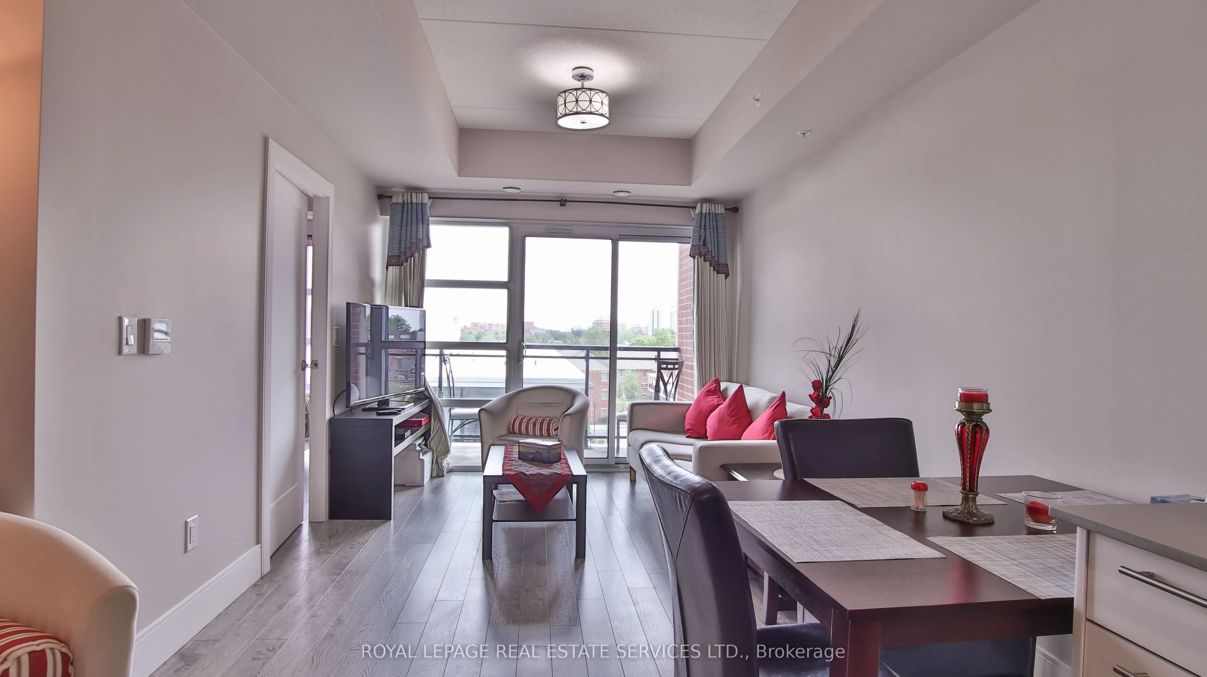 15 Prince Albert Boulevard, #518