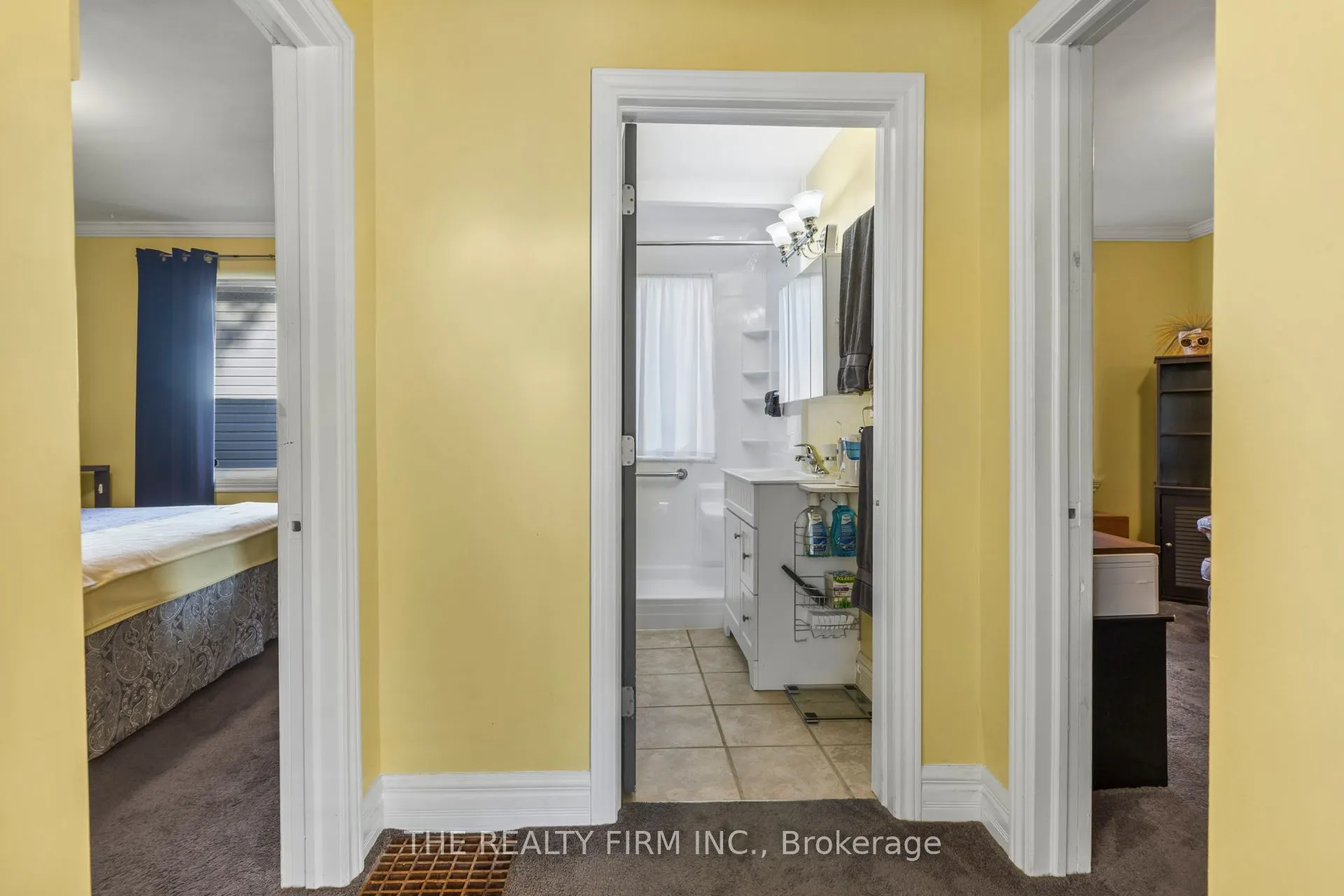 17 Maud Street
