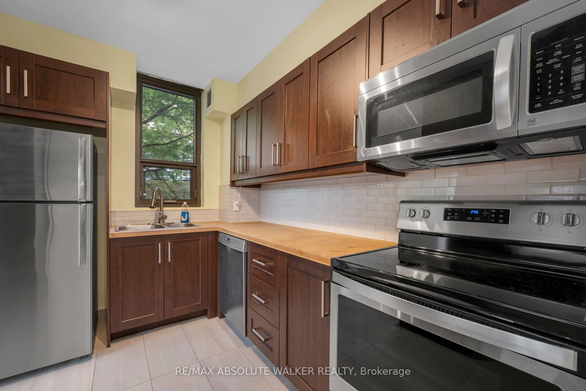 2871 Richmond Road, #414