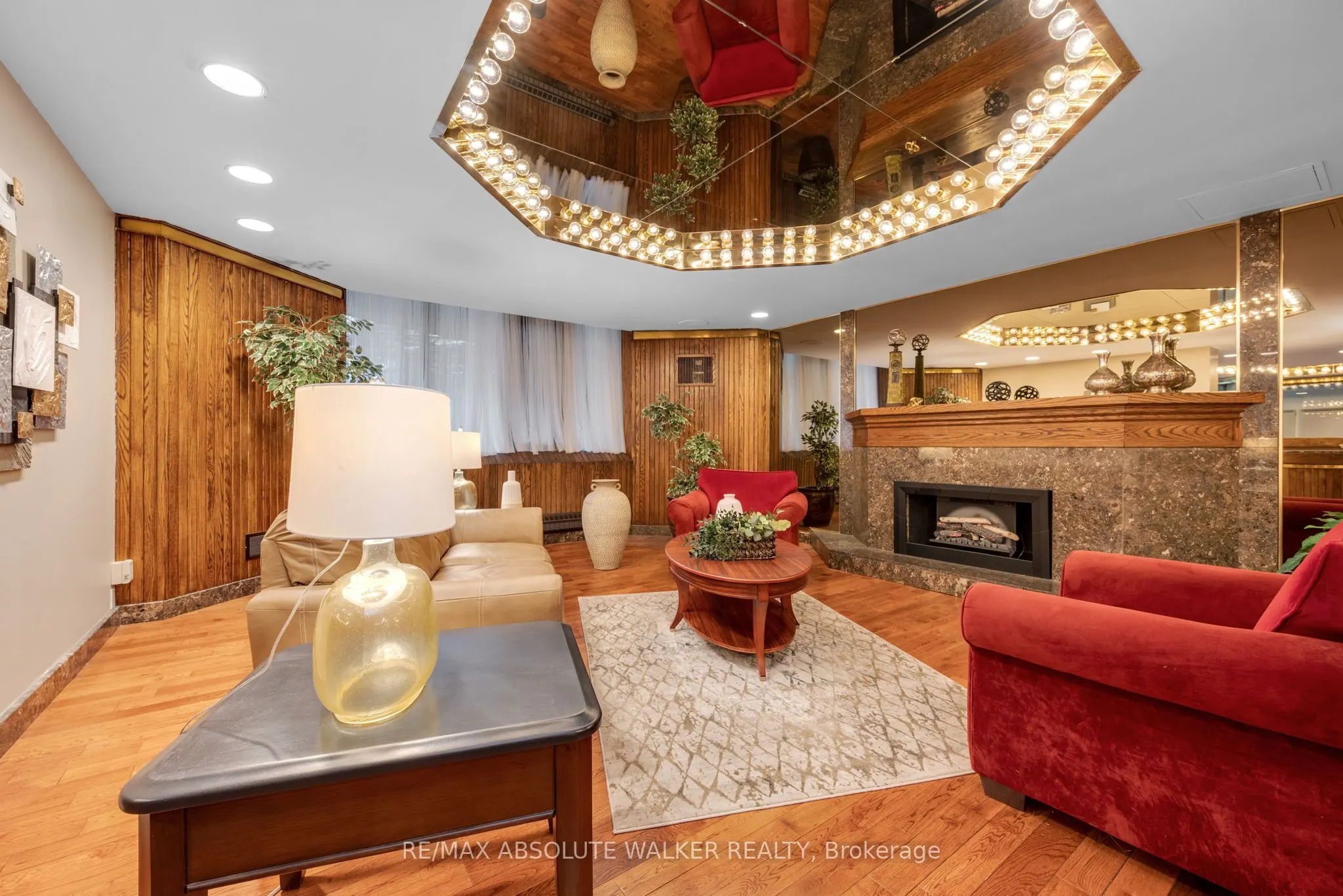 2871 Richmond Road, #414