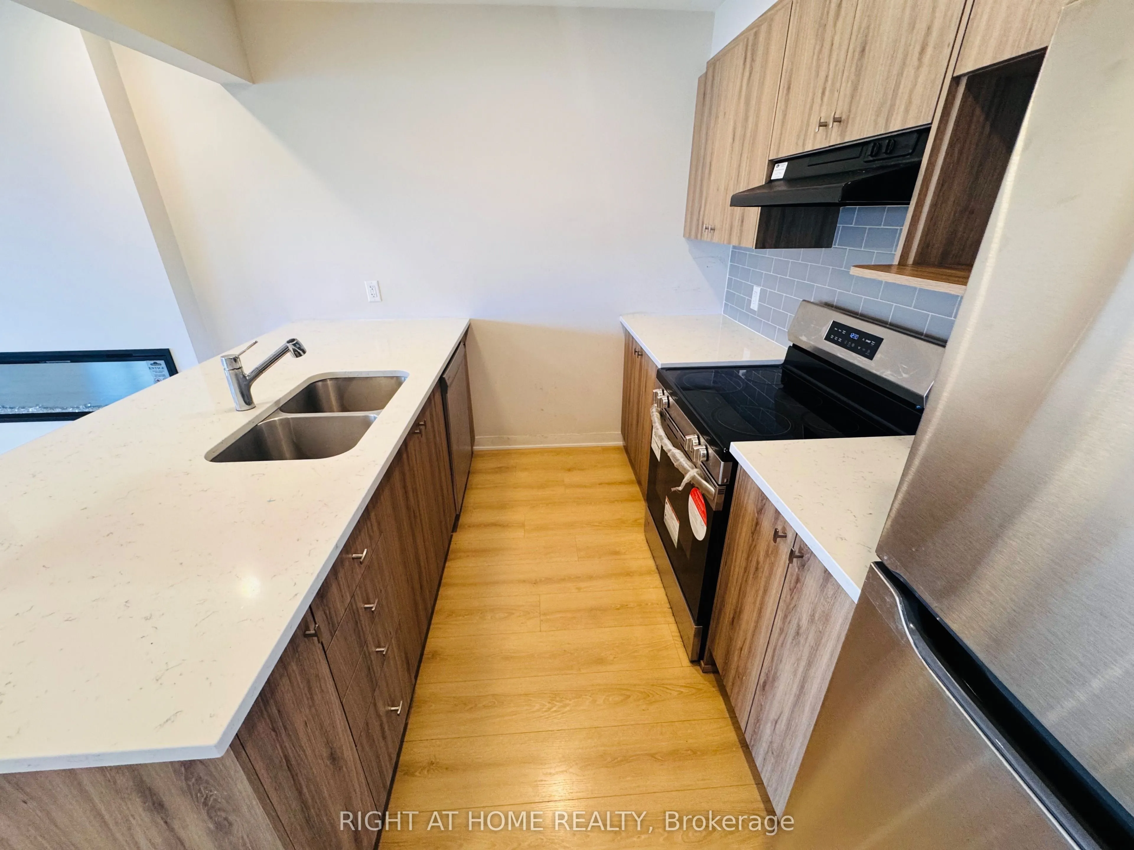 794 Kinstead Private