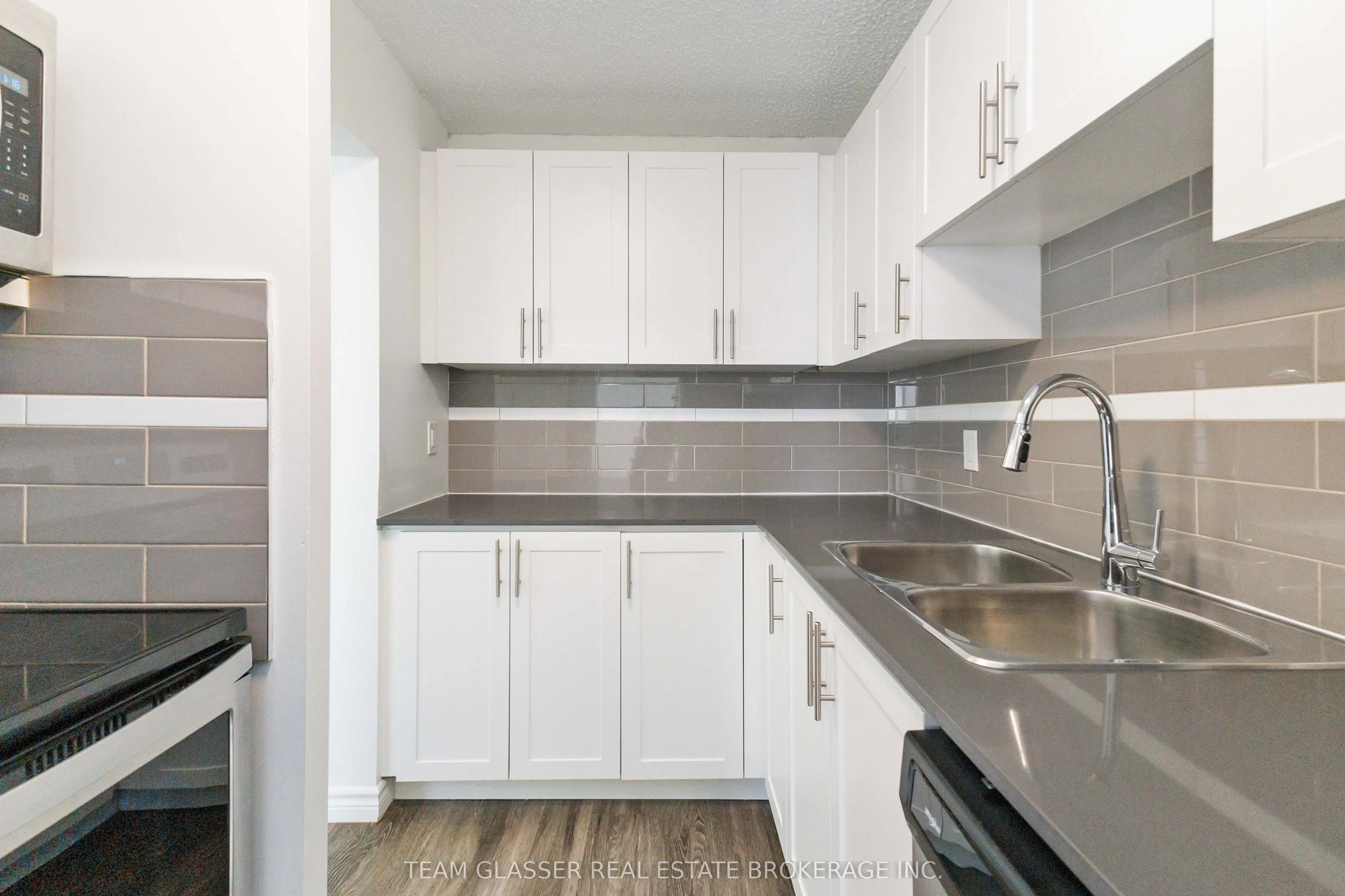 340 Colborne Street, #1806