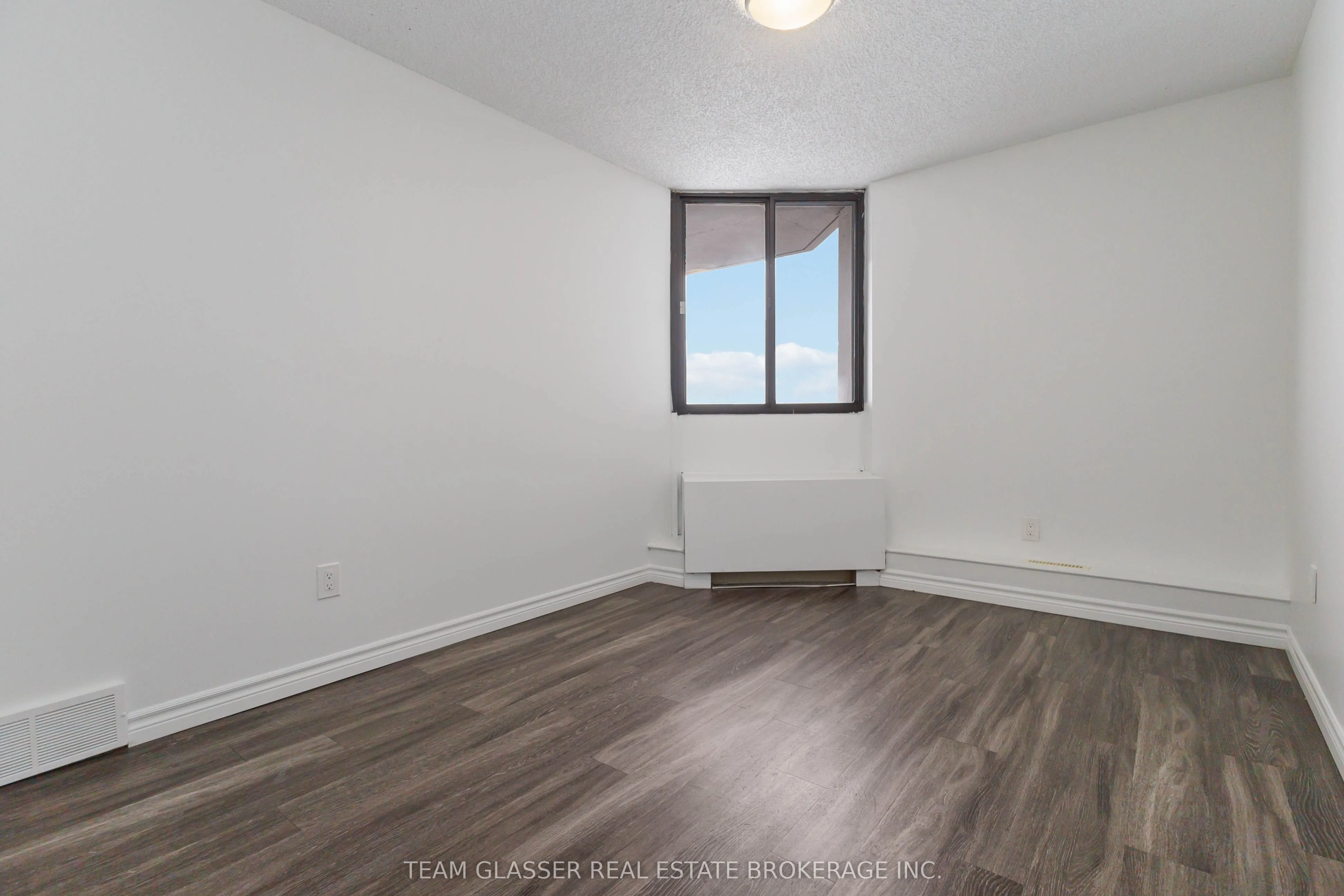 340 Colborne Street, #1806