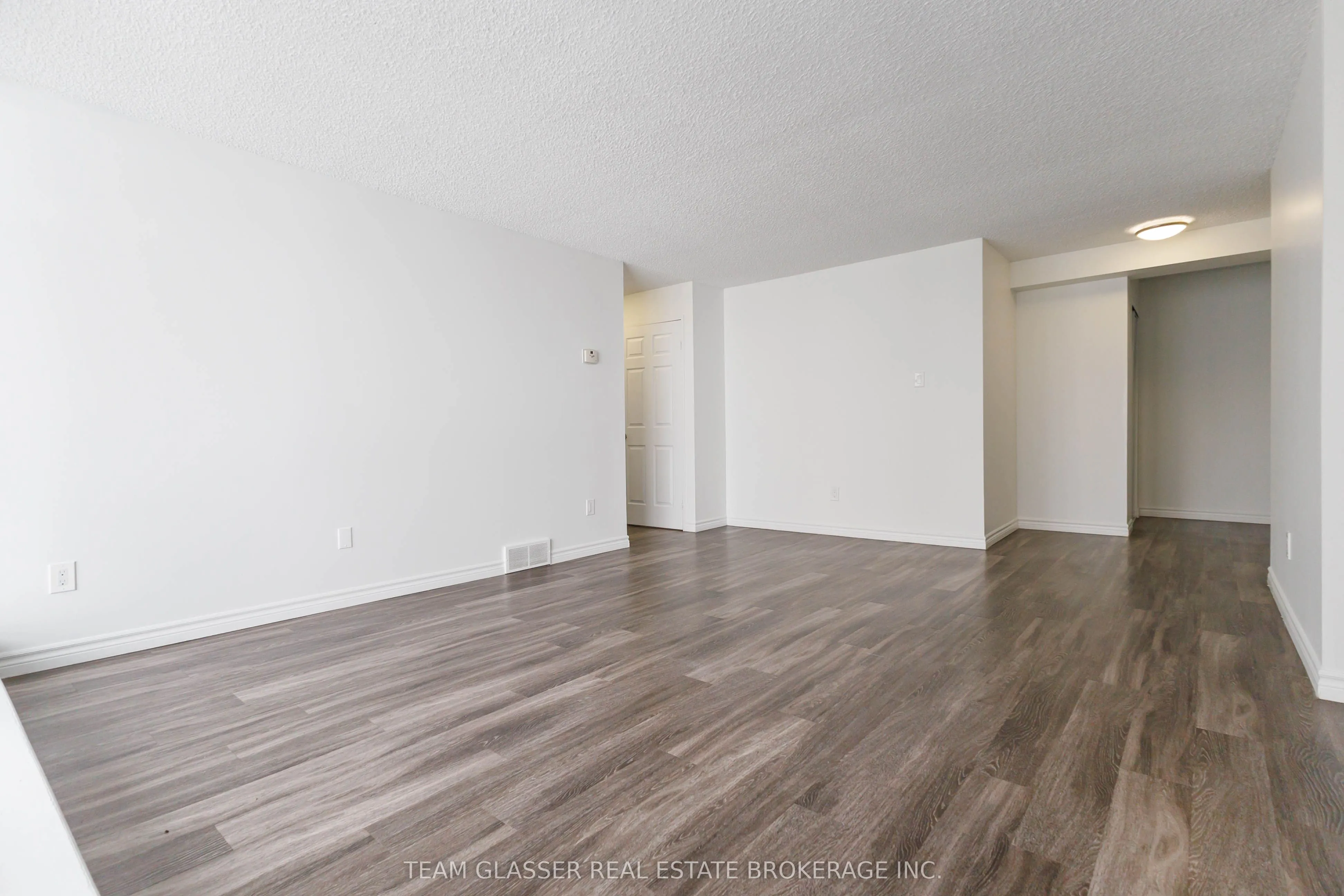 340 Colborne Street, #1806