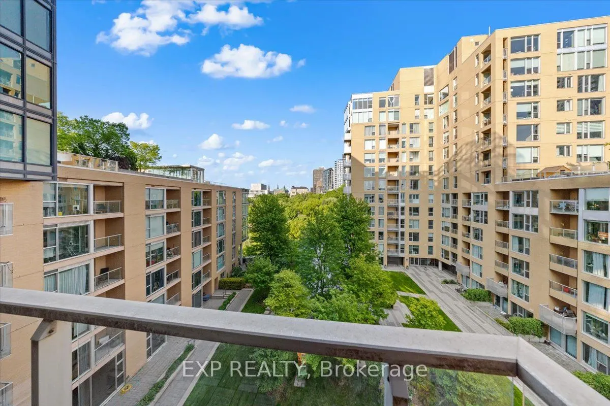 250 Lett Street, #301