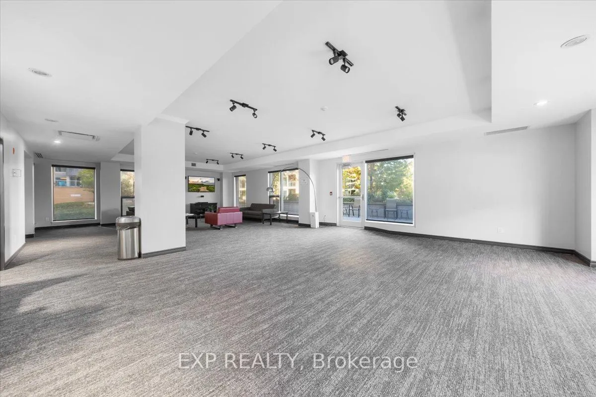 250 Lett Street, #301