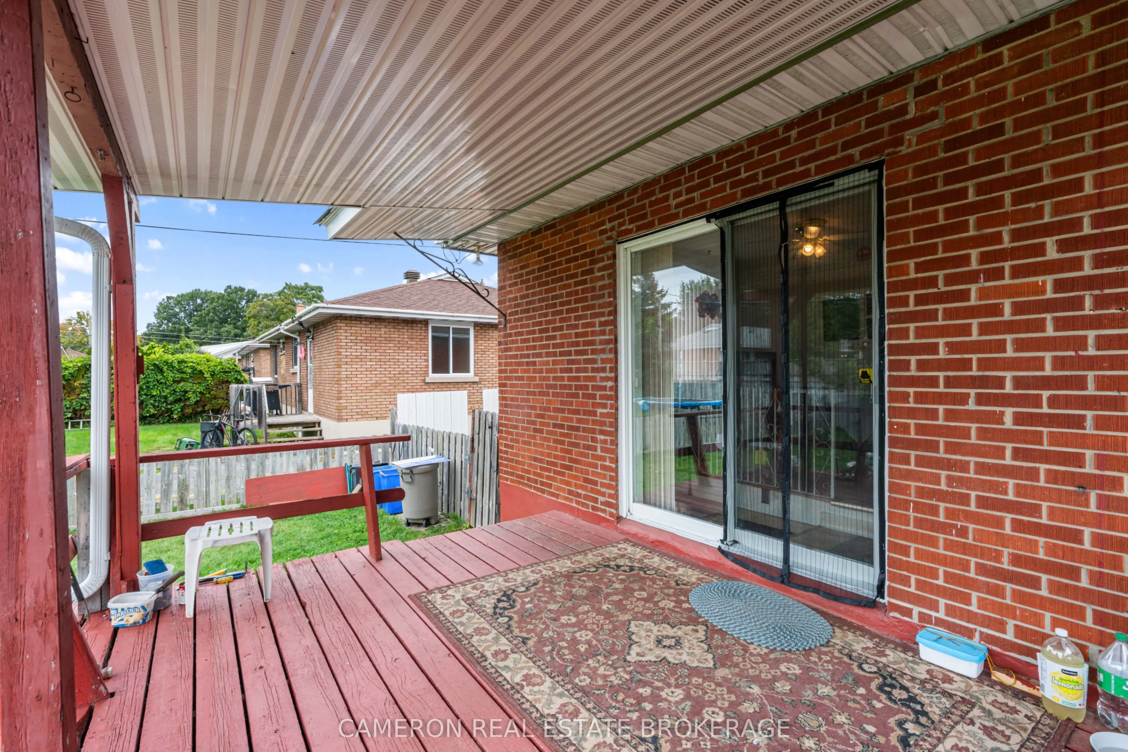 611 Carleton Street