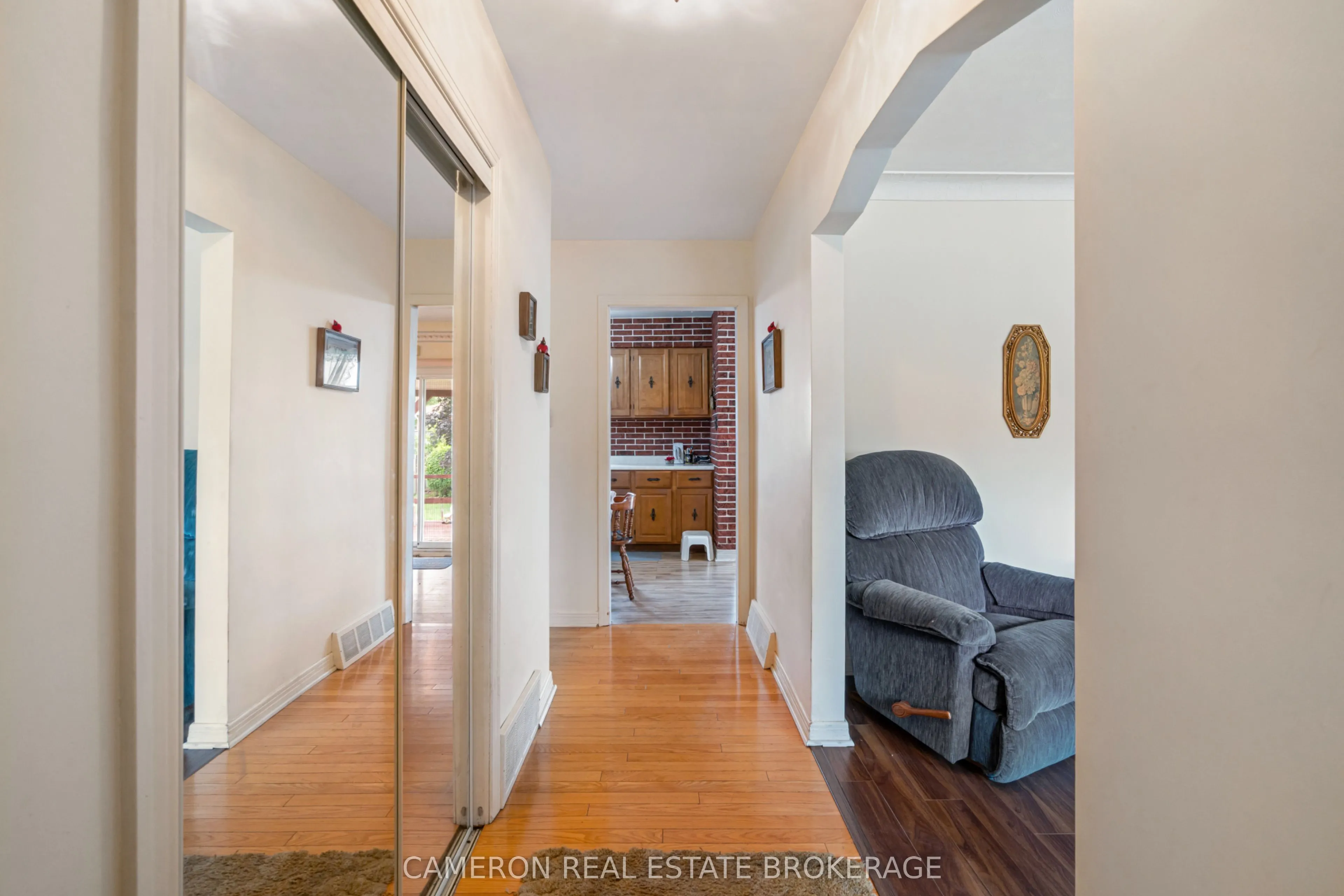 611 Carleton Street