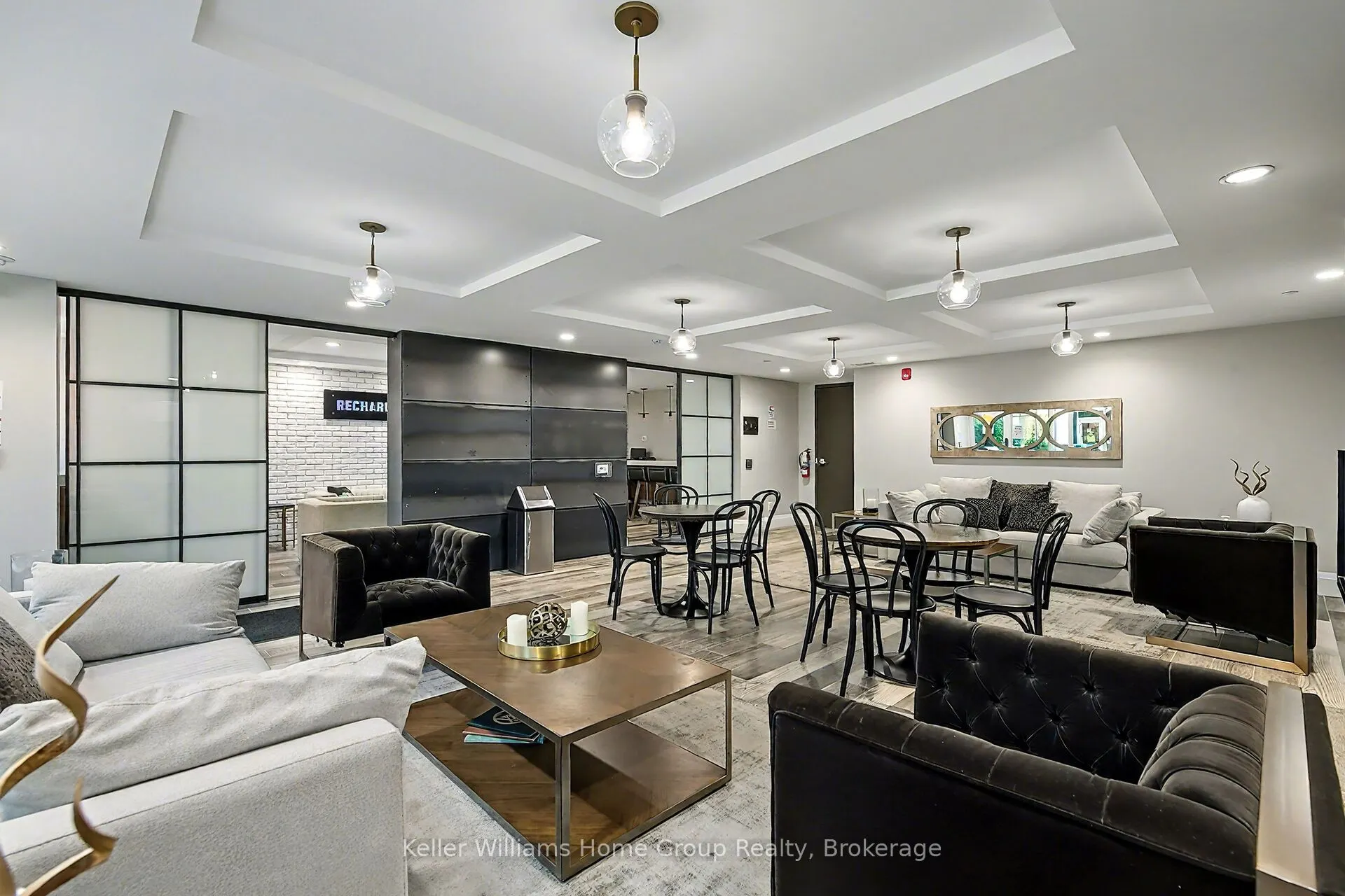 63 Arthur Street S, #205