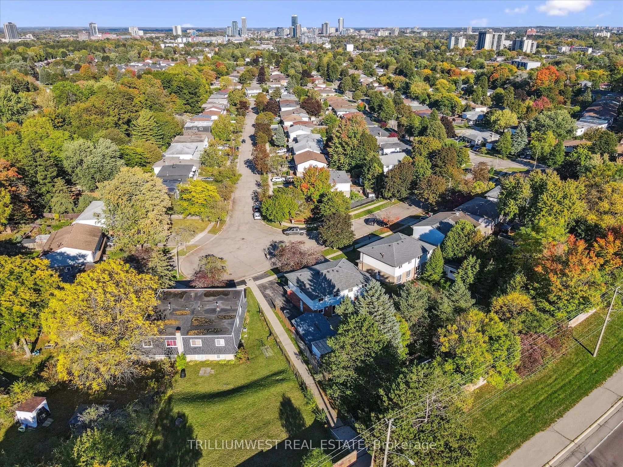 98 Shadeland Crescent