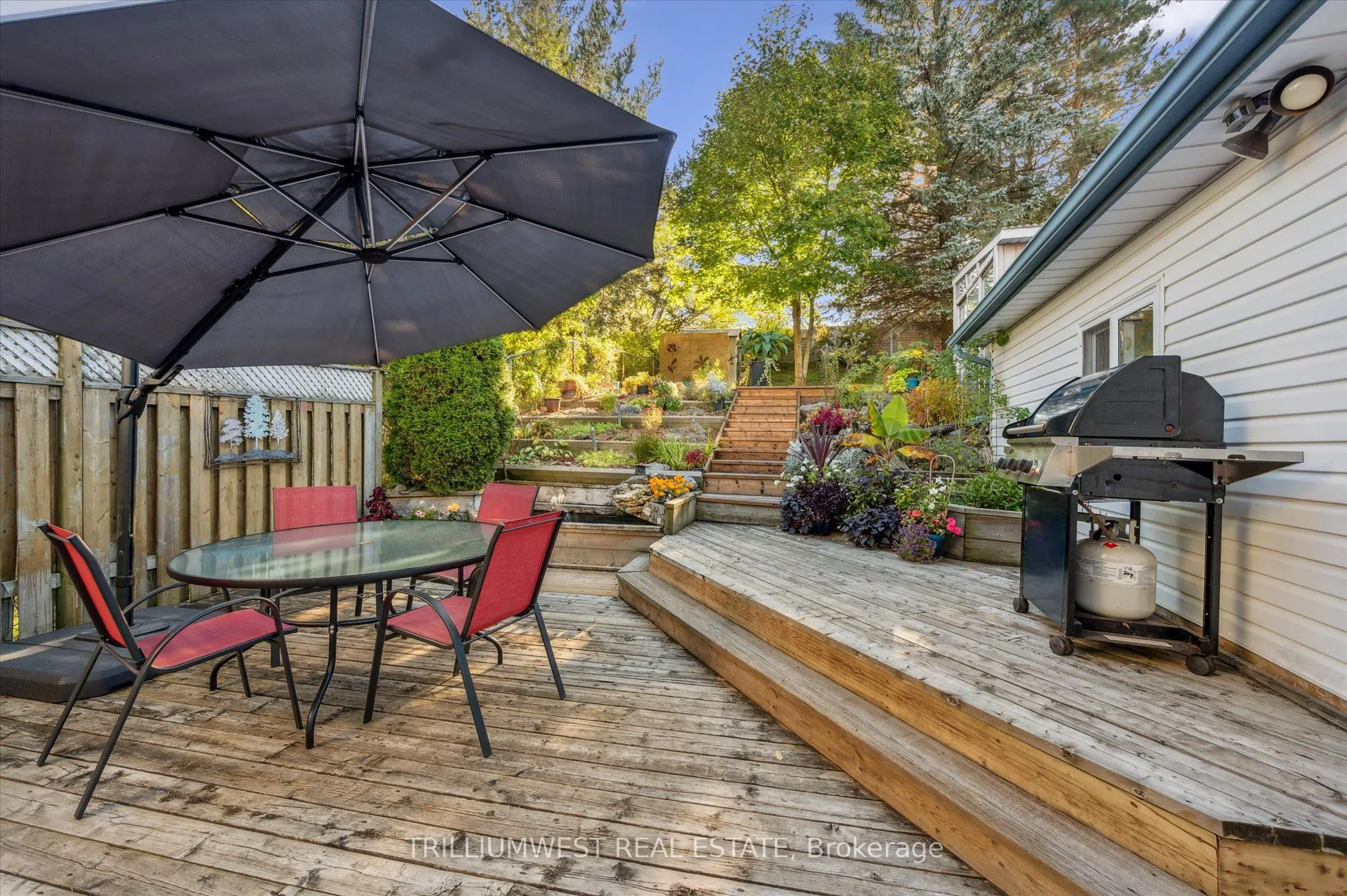 98 Shadeland Crescent