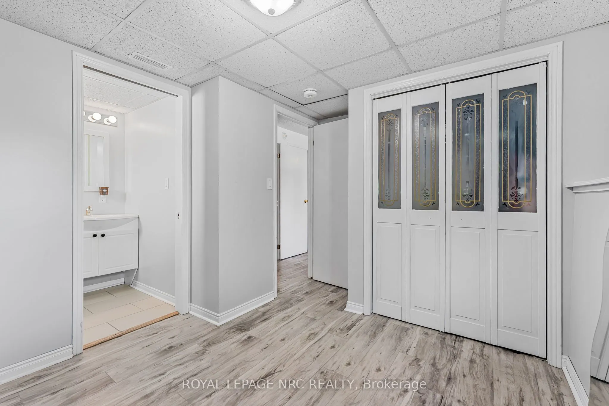 459 Lakeview Road