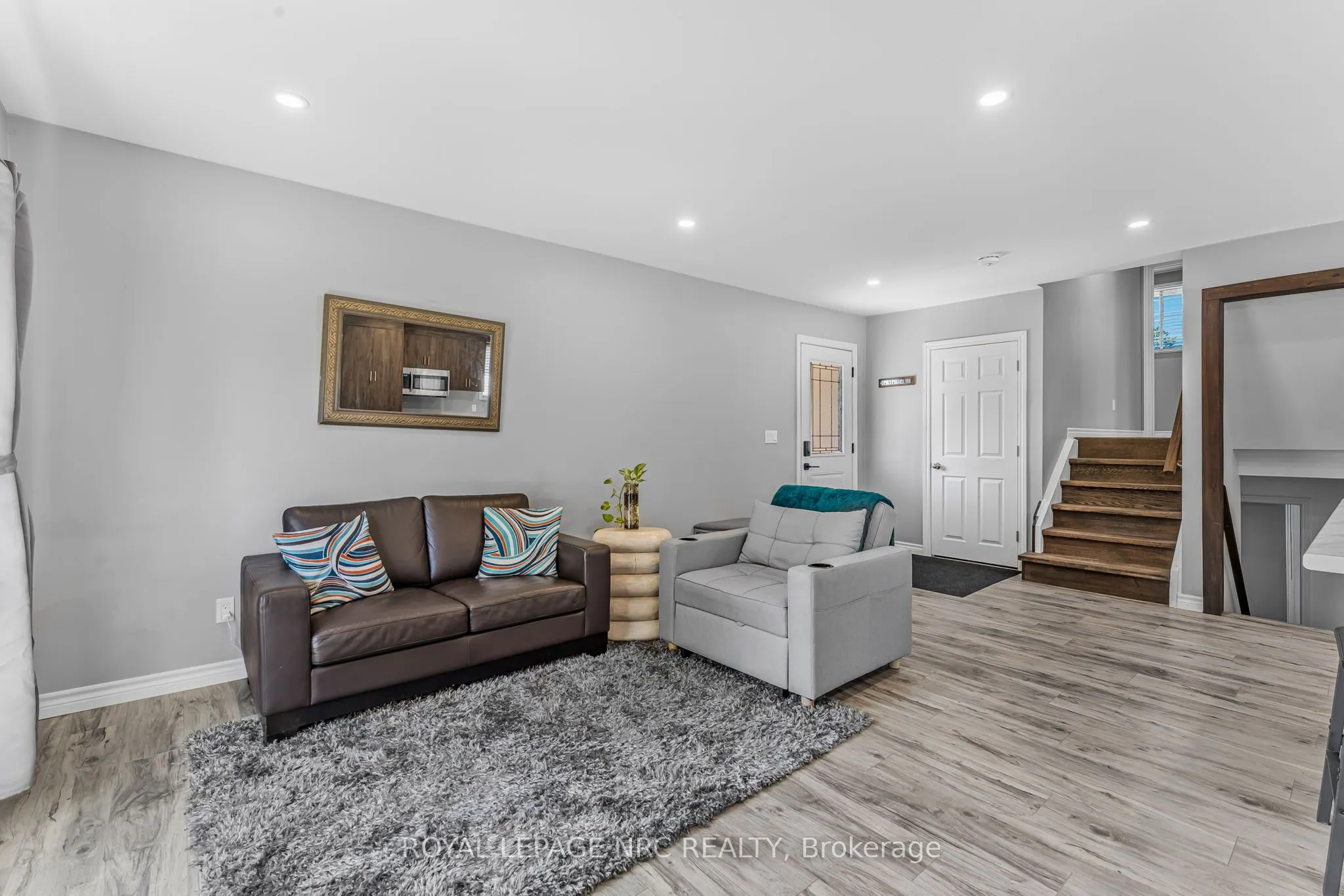 459 Lakeview Road