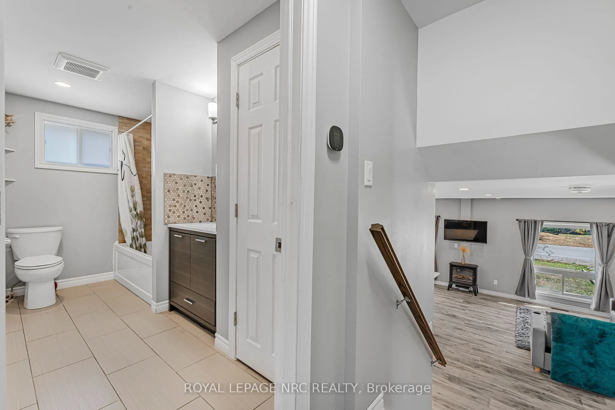 459 Lakeview Road
